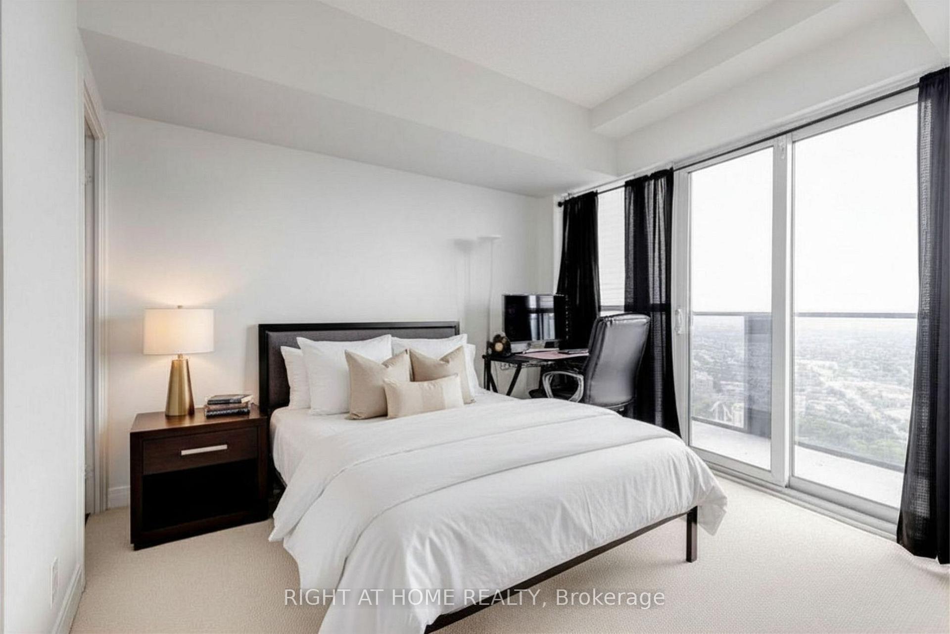 Photo 6 of Unit 4901, 60 Absolute Avenue, Mississauga, City Centre — HOMEH