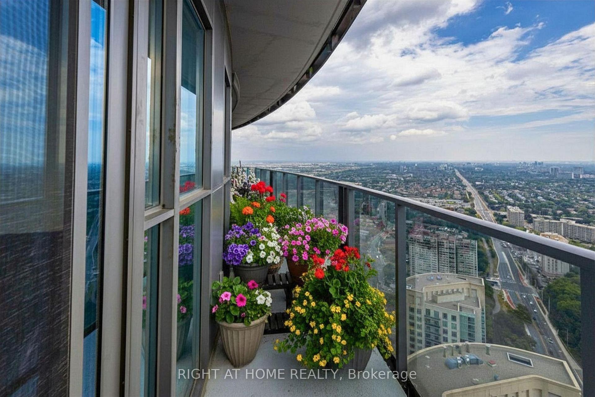 Photo 11 of Unit 4901, 60 Absolute Avenue, Mississauga, City Centre — HOMEH