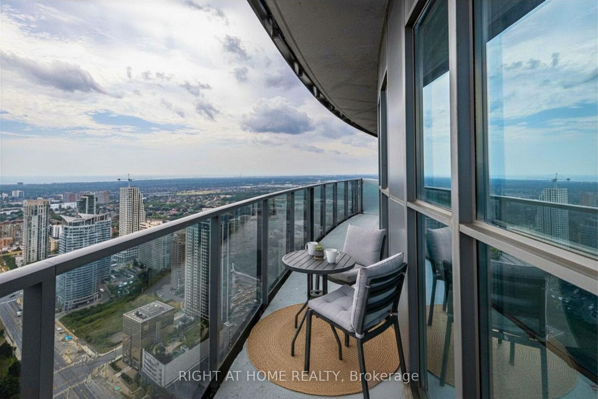 Photo 13 of Unit 4901, 60 Absolute Avenue, Mississauga, City Centre — HOMEH