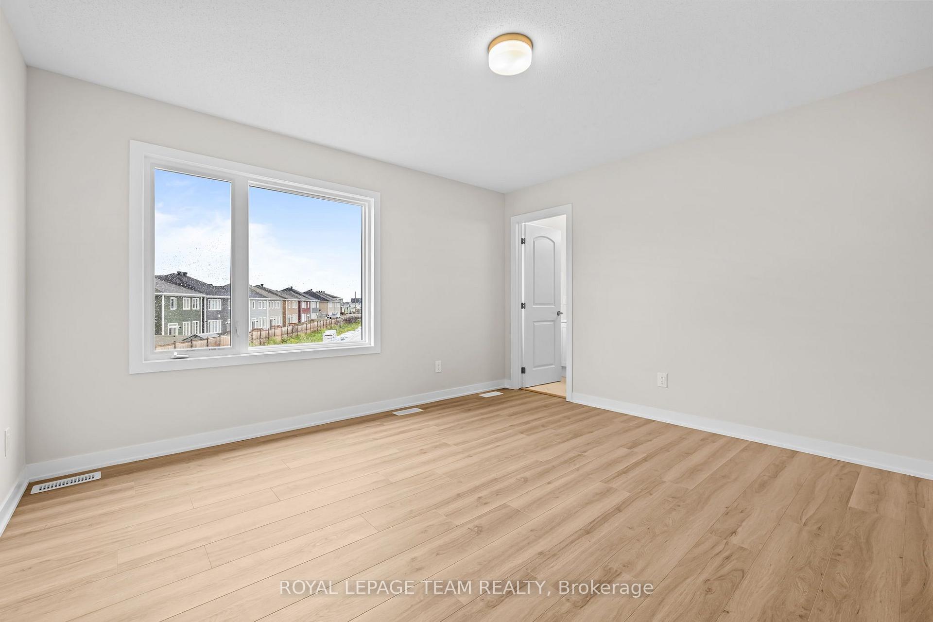 Photo 12 of 741 Haflinger Row, Ottawa, Btwn Franktown Rd. & Fallowfield Rd. — HOMEH