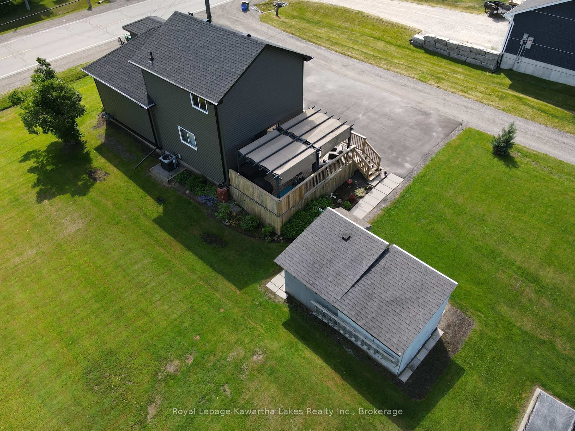 Photo 3 of 31410 Lake Ridge Road, Georgina, Pefferlaw — HOMEH
