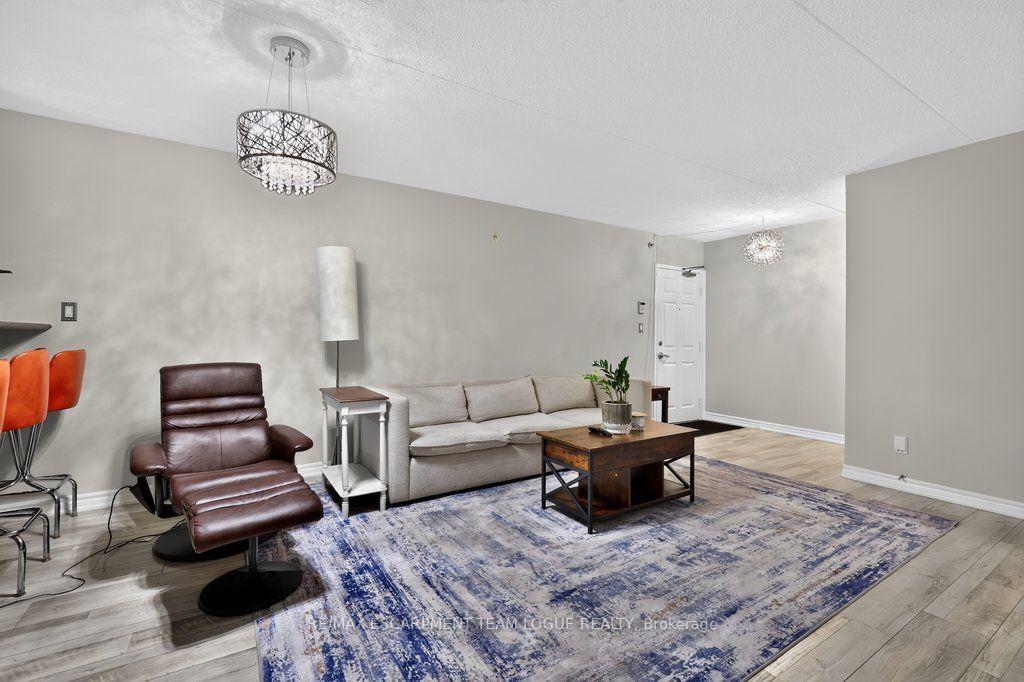 Photo 12 of Unit 105, 1450 Bishops Gate, Oakville, Glen Abbey — HOMEH