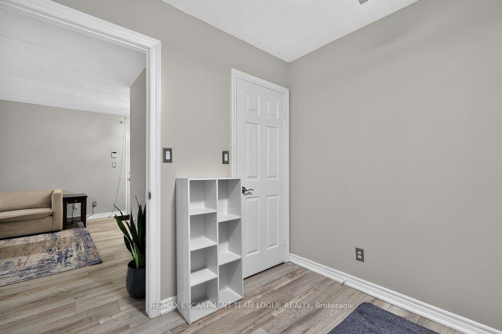 Photo 27 of Unit 105, 1450 Bishops Gate, Oakville, Glen Abbey — HOMEH