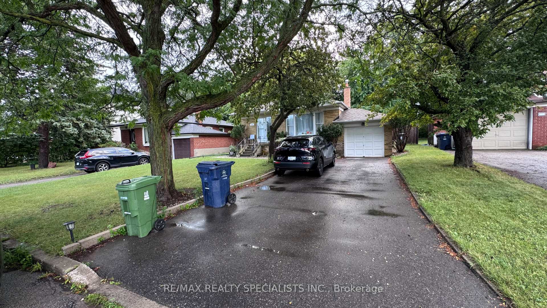 Front of Unit basement, 131 Searle Avenue