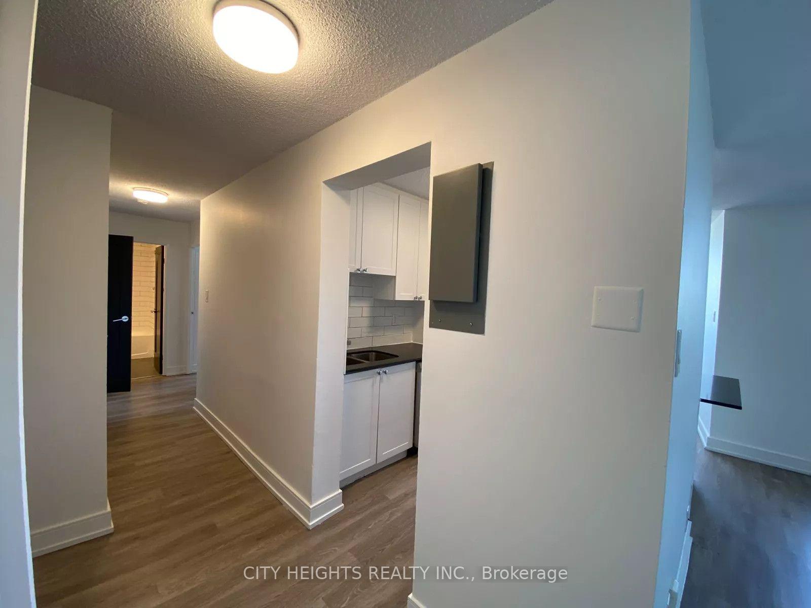 Photo 12 of Unit 1406, 294 Chandler Drive, Kitchener, Laurentian Hills — HOMEH
