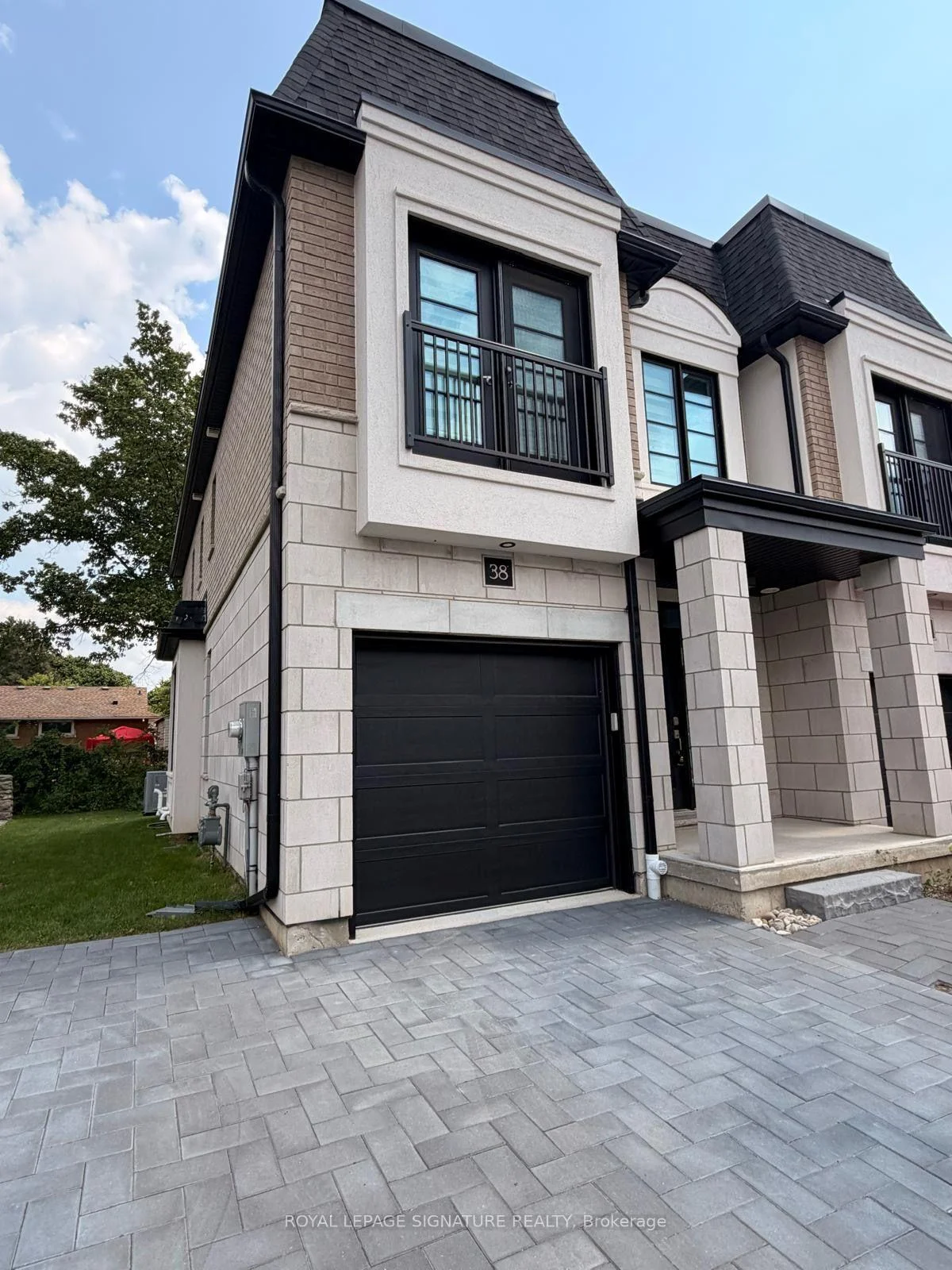 Photo 1 of Unit 38, 143 Elgin Street N, Cambridge, Alison — HOMEH