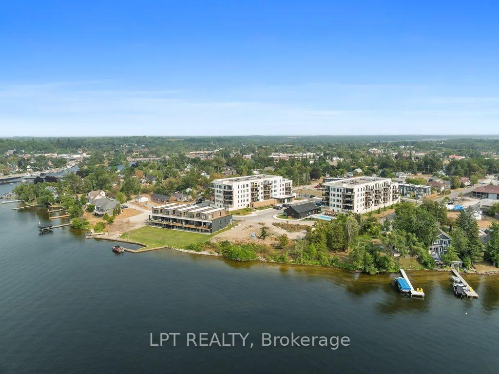 Photo 2 of Unit 402, 19B West Street N, Kawartha Lakes, Fenelon Falls — HOMEH