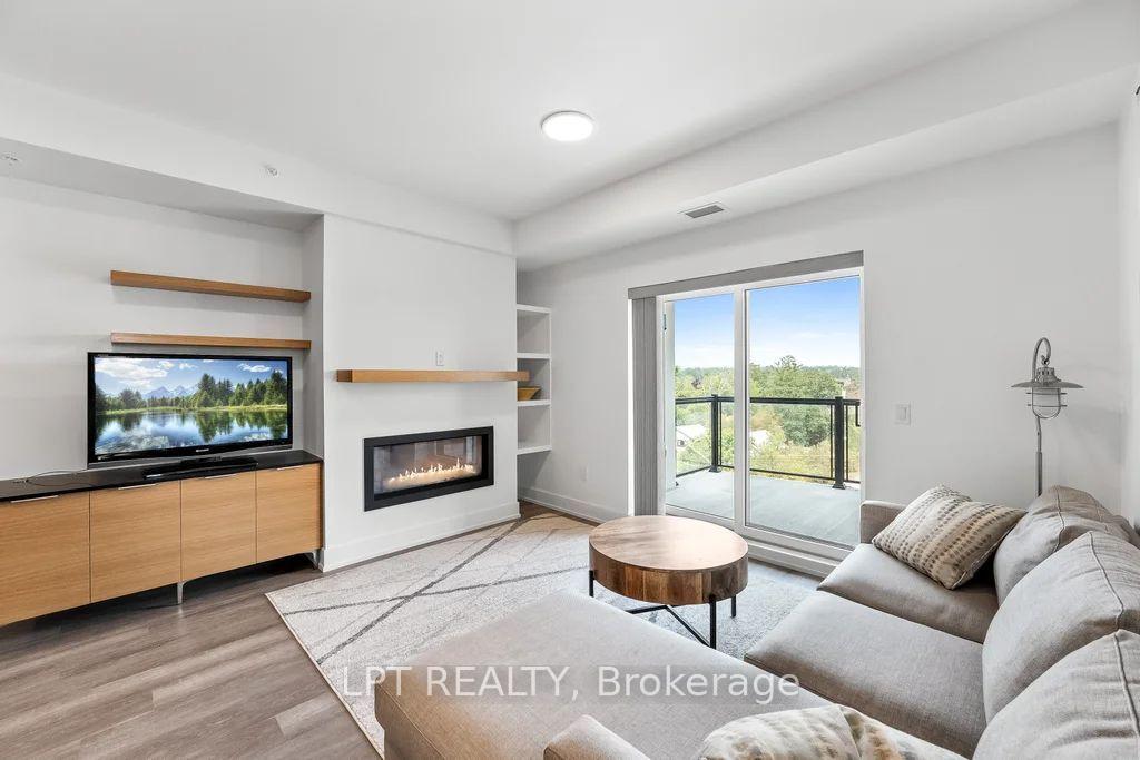 Photo 10 of Unit 402, 19B West Street N, Kawartha Lakes, Fenelon Falls — HOMEH