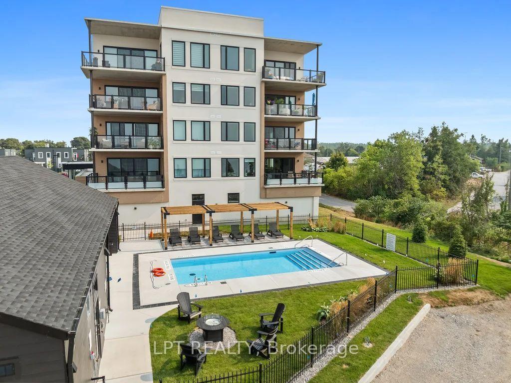 Photo 41 of Unit 402, 19B West Street N, Kawartha Lakes, Fenelon Falls — HOMEH