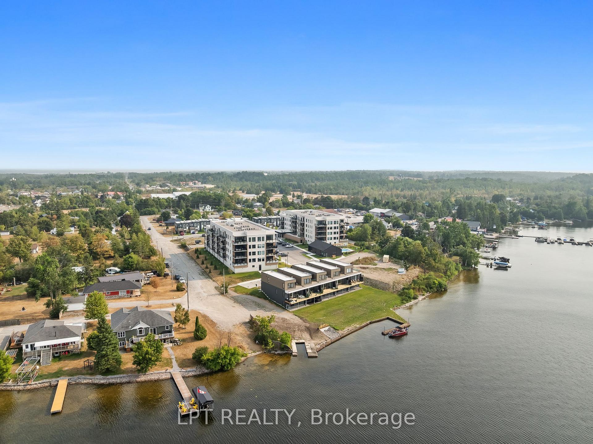 Photo 42 of Unit 402, 19B West Street N, Kawartha Lakes, Fenelon Falls — HOMEH