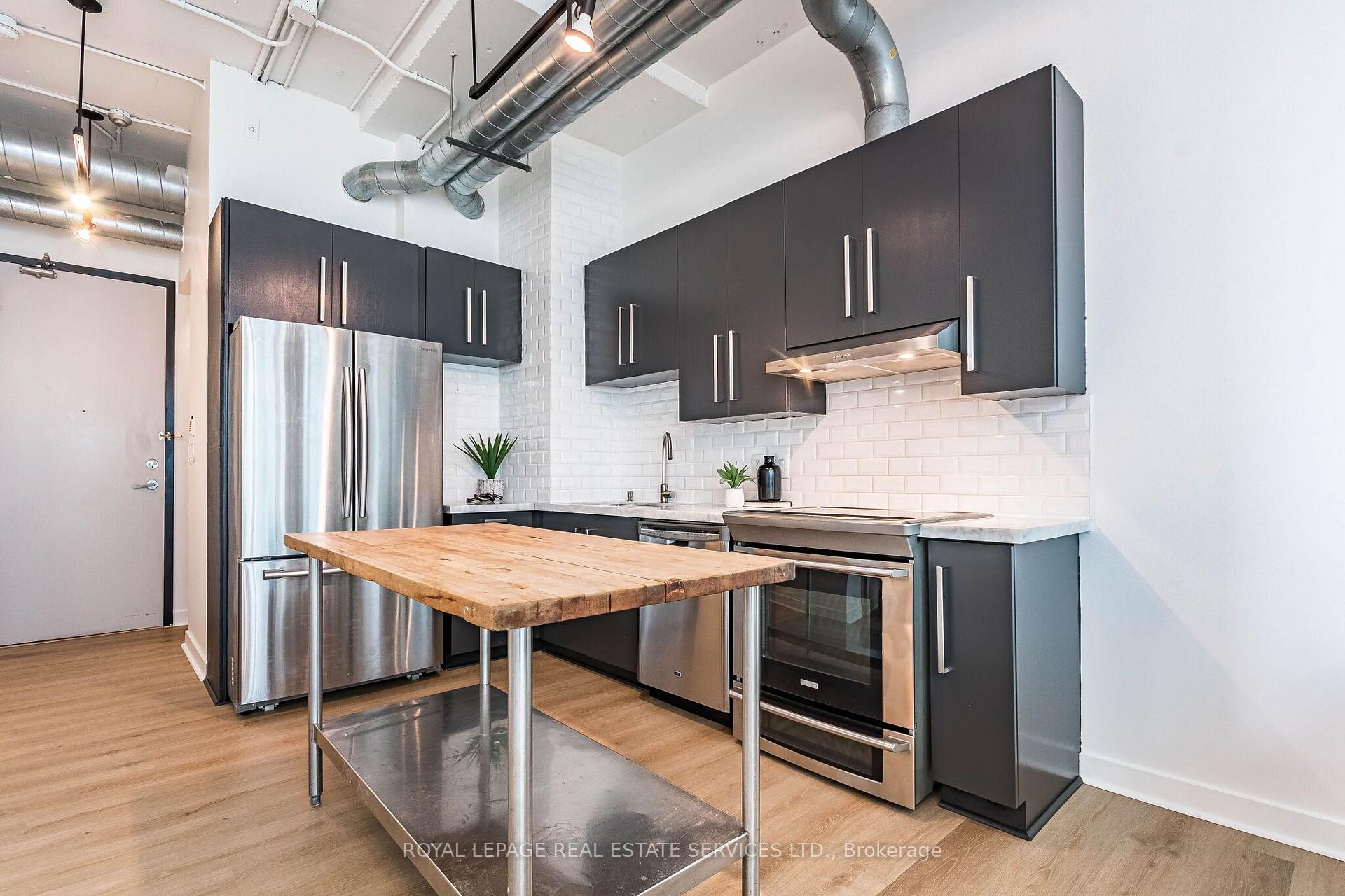 Photo 4 of Unit 508, 188 Eglinton Avenue E, Toronto, Mount Pleasant West — HOMEH