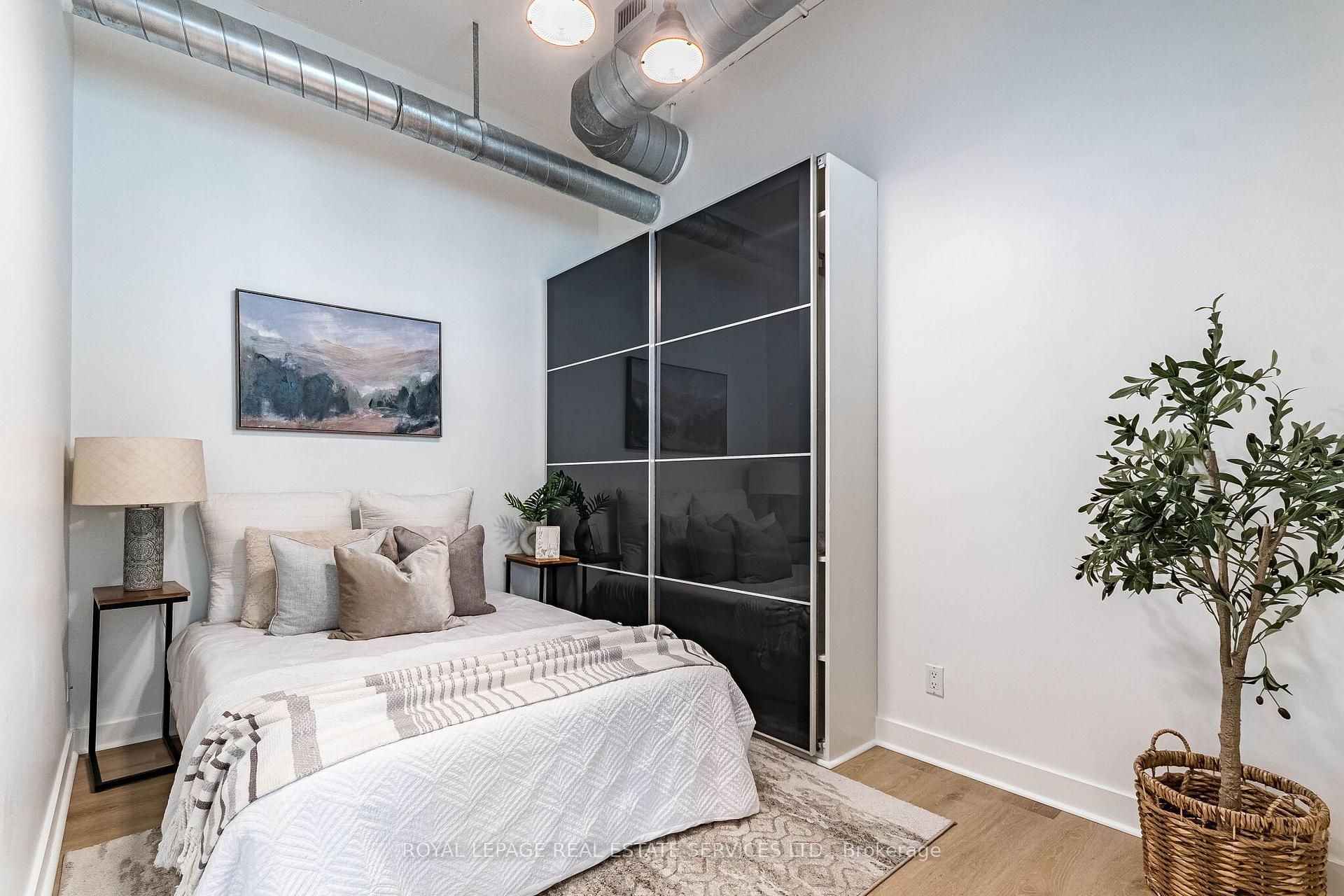 Photo 13 of Unit 508, 188 Eglinton Avenue E, Toronto, Mount Pleasant West — HOMEH