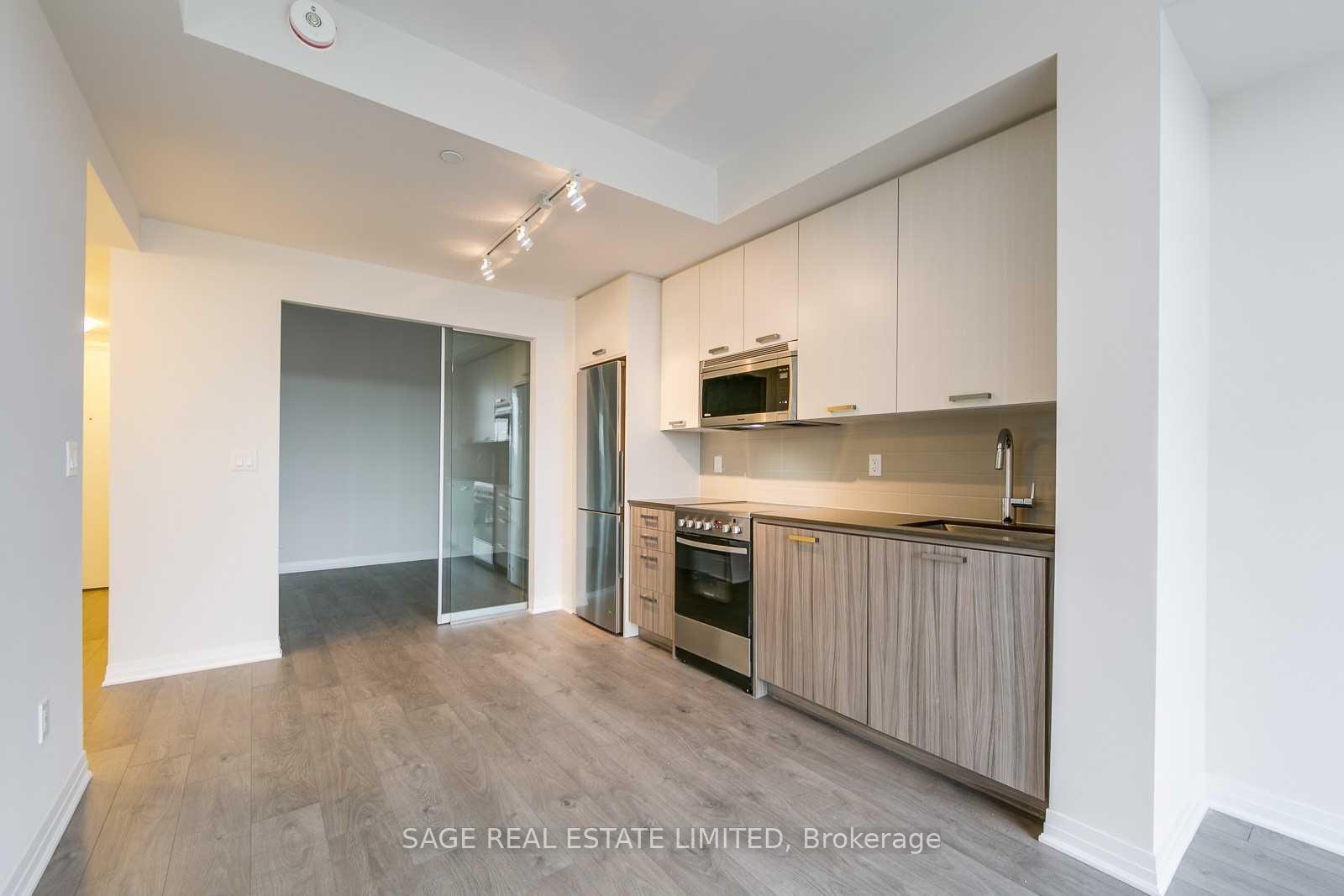 Photo 4 of Unit 618, 2301 Danforth Avenue, Toronto, East End-Danforth — HOMEH
