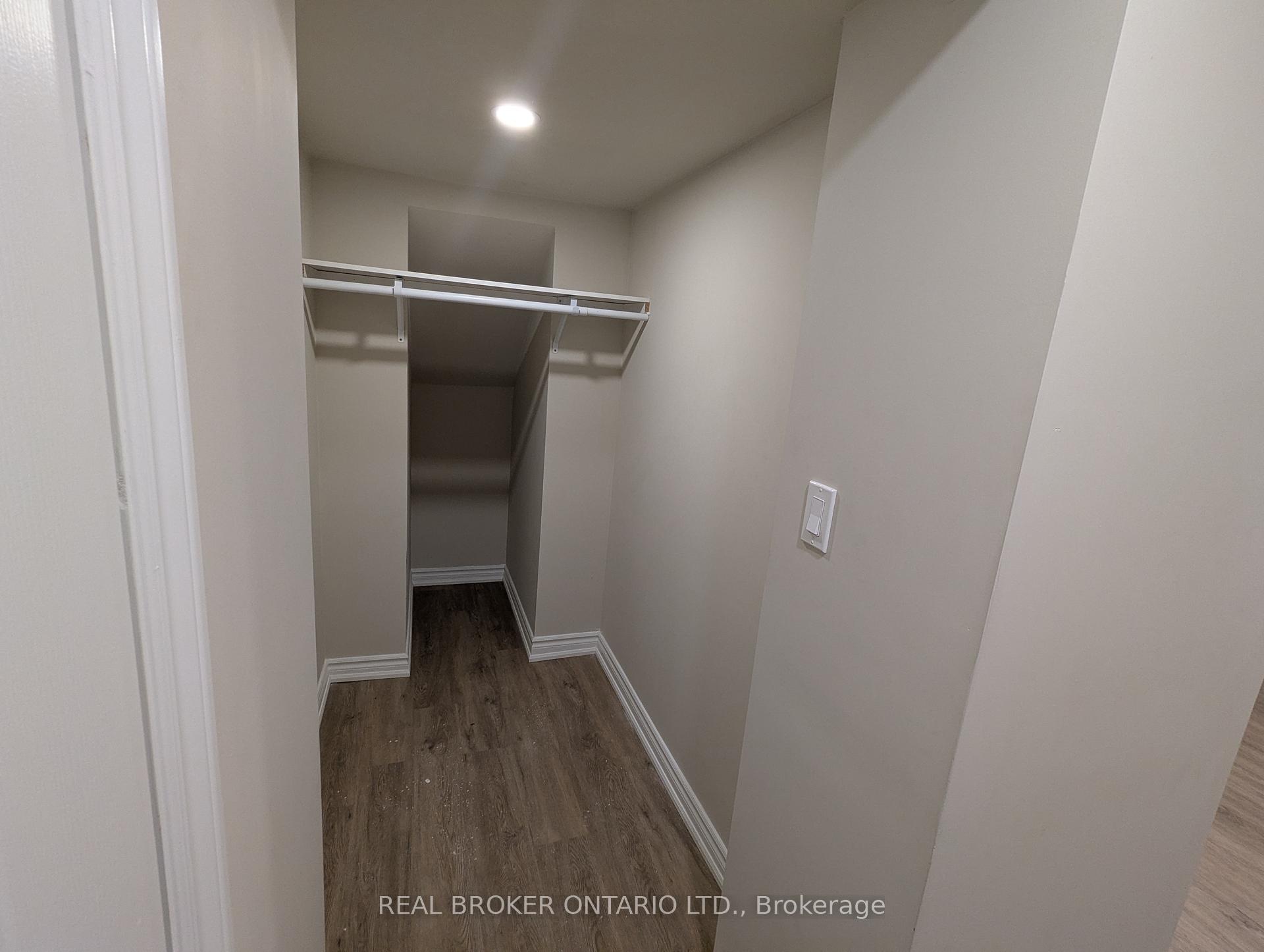 Photo 6 of Unit BSMT, 37 Hubner Drive, Richmond Hill, Oak Ridges — HOMEH