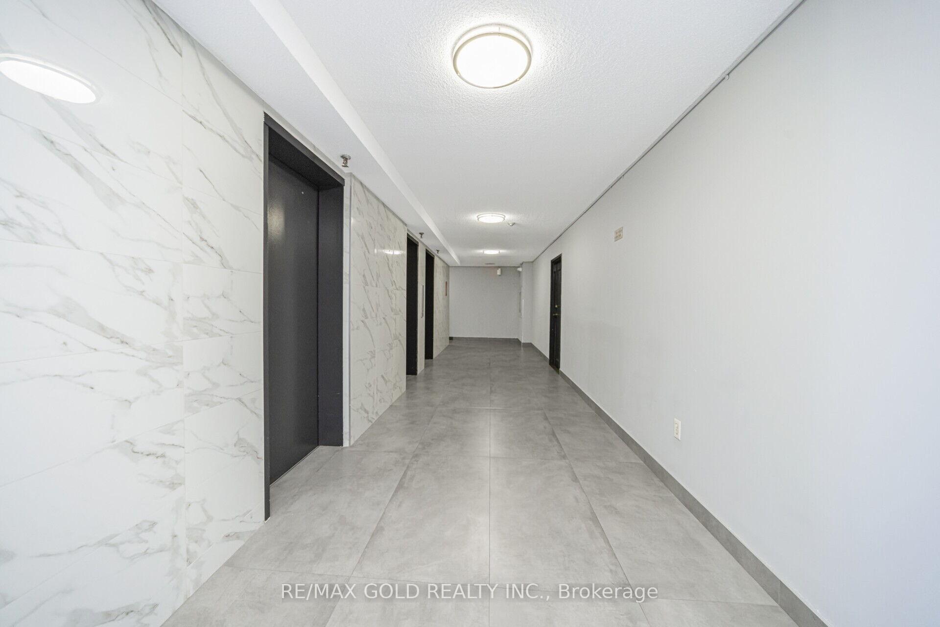 Photo 16 of Unit 1913, 3590 Kaneff Crescent, Mississauga, Mississauga Valleys — HOMEH