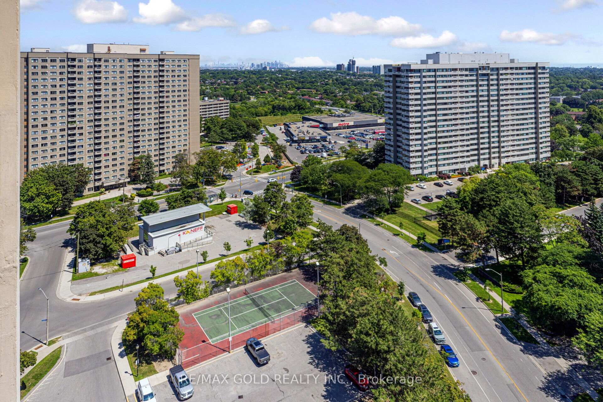 Photo 19 of Unit 1913, 3590 Kaneff Crescent, Mississauga, Mississauga Valleys — HOMEH
