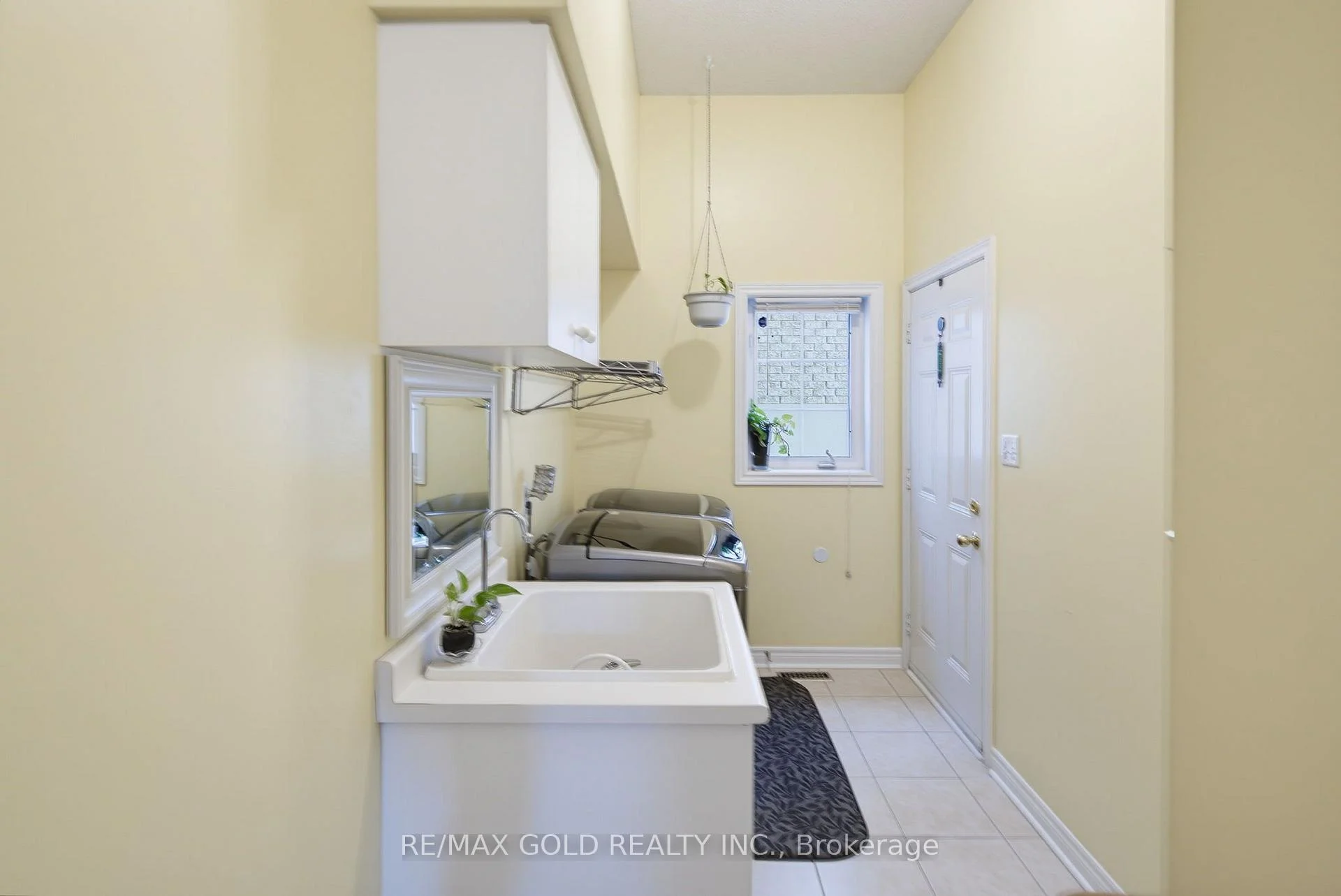 Photo 12 of 57 Quailvalley Drive, Brampton, Sandringham-Wellington — HOMEH