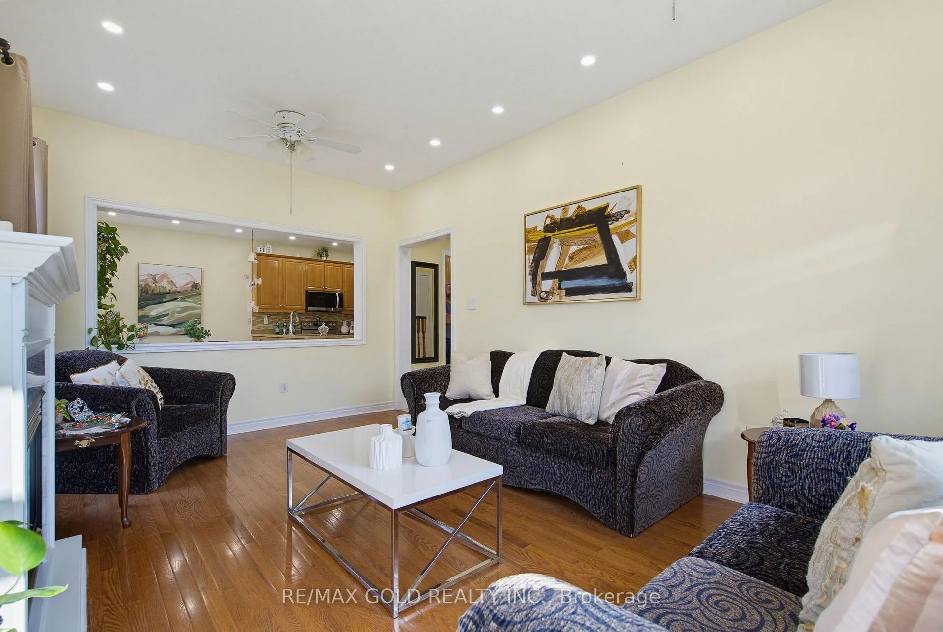 Photo 17 of 57 Quailvalley Drive, Brampton, Sandringham-Wellington — HOMEH