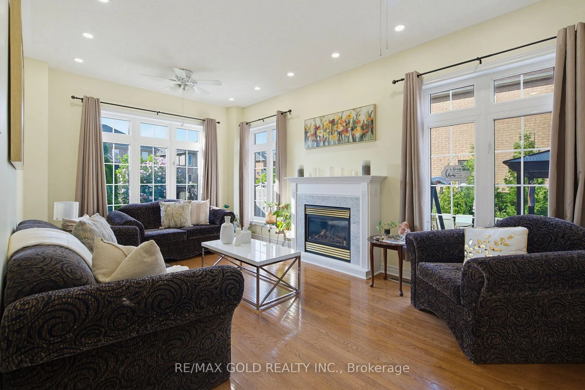 Photo 18 of 57 Quailvalley Drive, Brampton, Sandringham-Wellington — HOMEH
