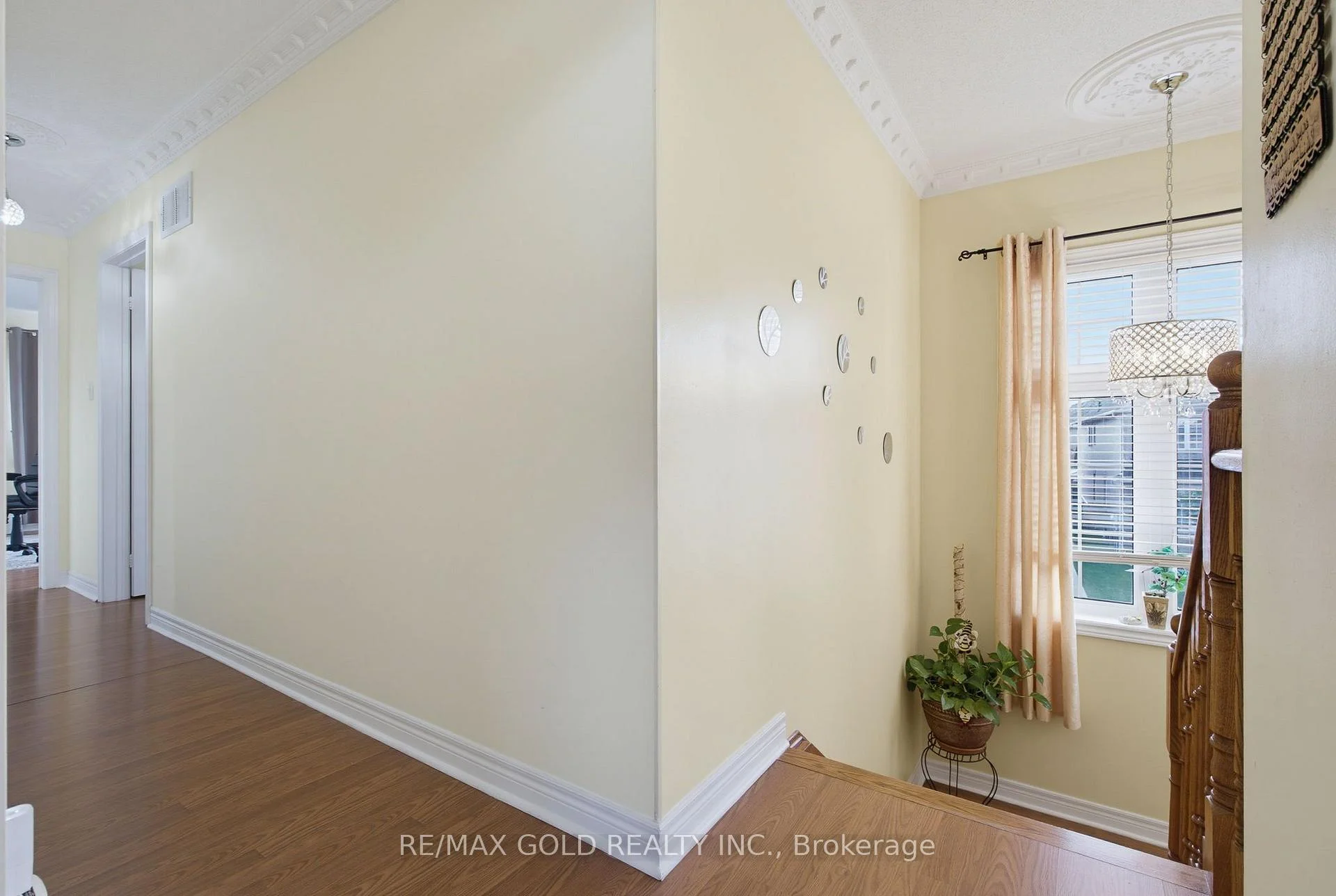 Photo 19 of 57 Quailvalley Drive, Brampton, Sandringham-Wellington — HOMEH