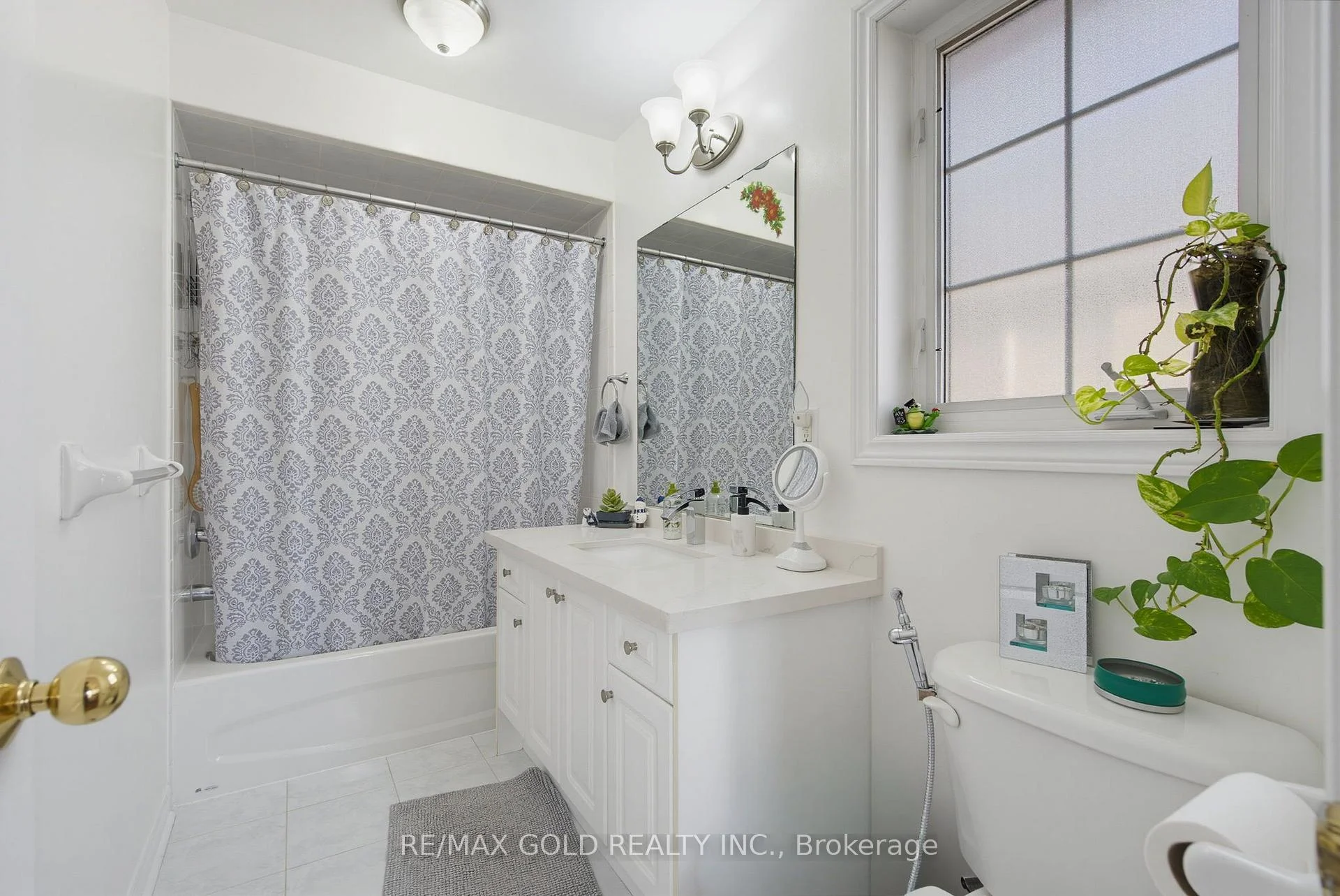 Photo 22 of 57 Quailvalley Drive, Brampton, Sandringham-Wellington — HOMEH