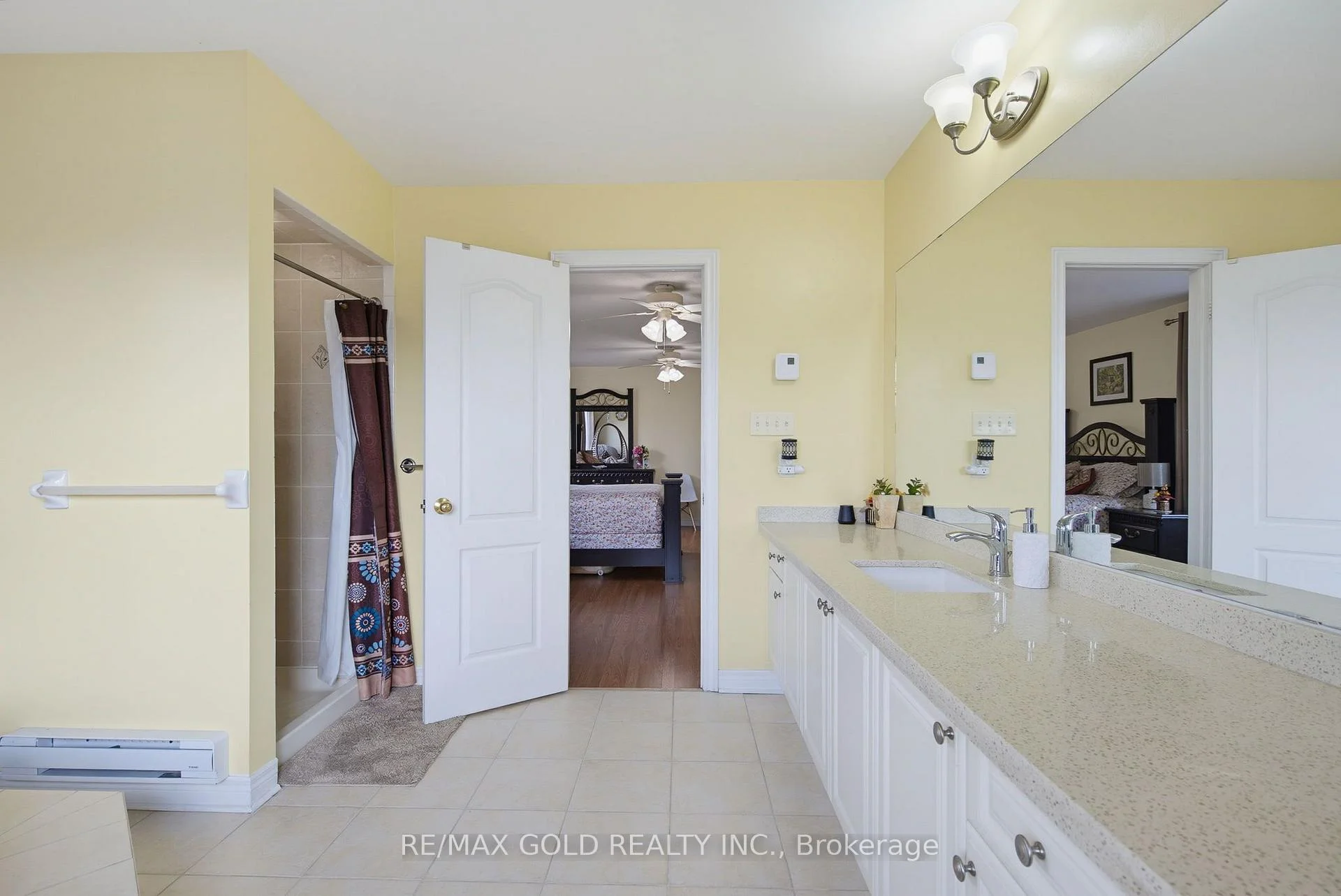 Photo 32 of 57 Quailvalley Drive, Brampton, Sandringham-Wellington — HOMEH