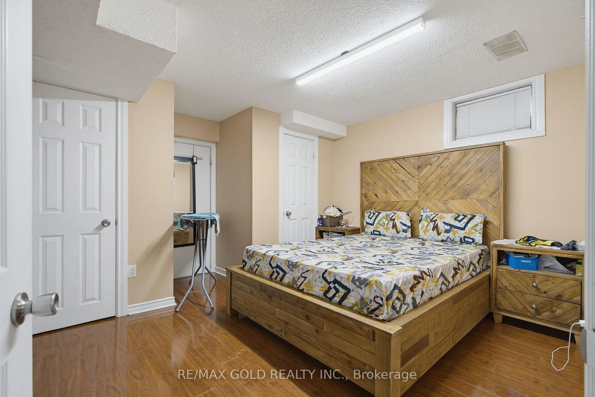 Photo 36 of 57 Quailvalley Drive, Brampton, Sandringham-Wellington — HOMEH