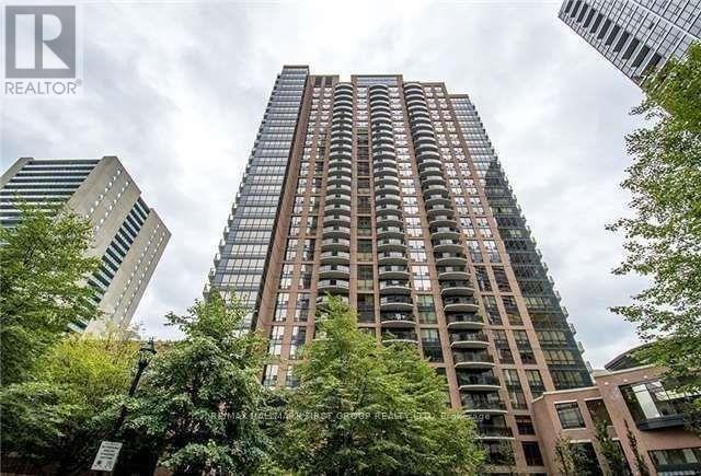 Photo 2 of Unit 806, 33 Sheppard Avenue E, North York, Willowdale East — HOMEH