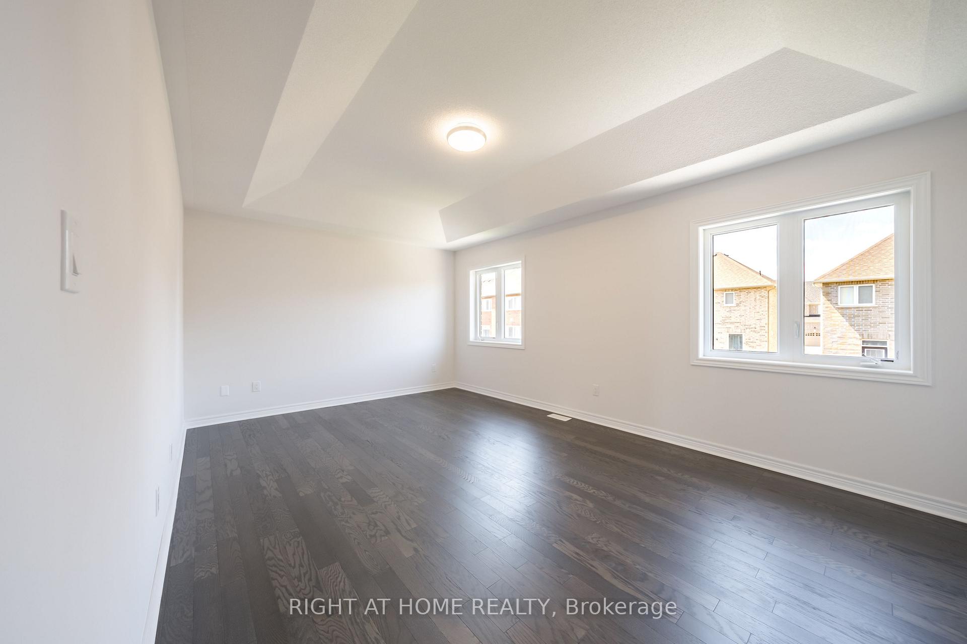 Photo 30 of 972 Green Street, Innisfil, Lefroy — HOMEH