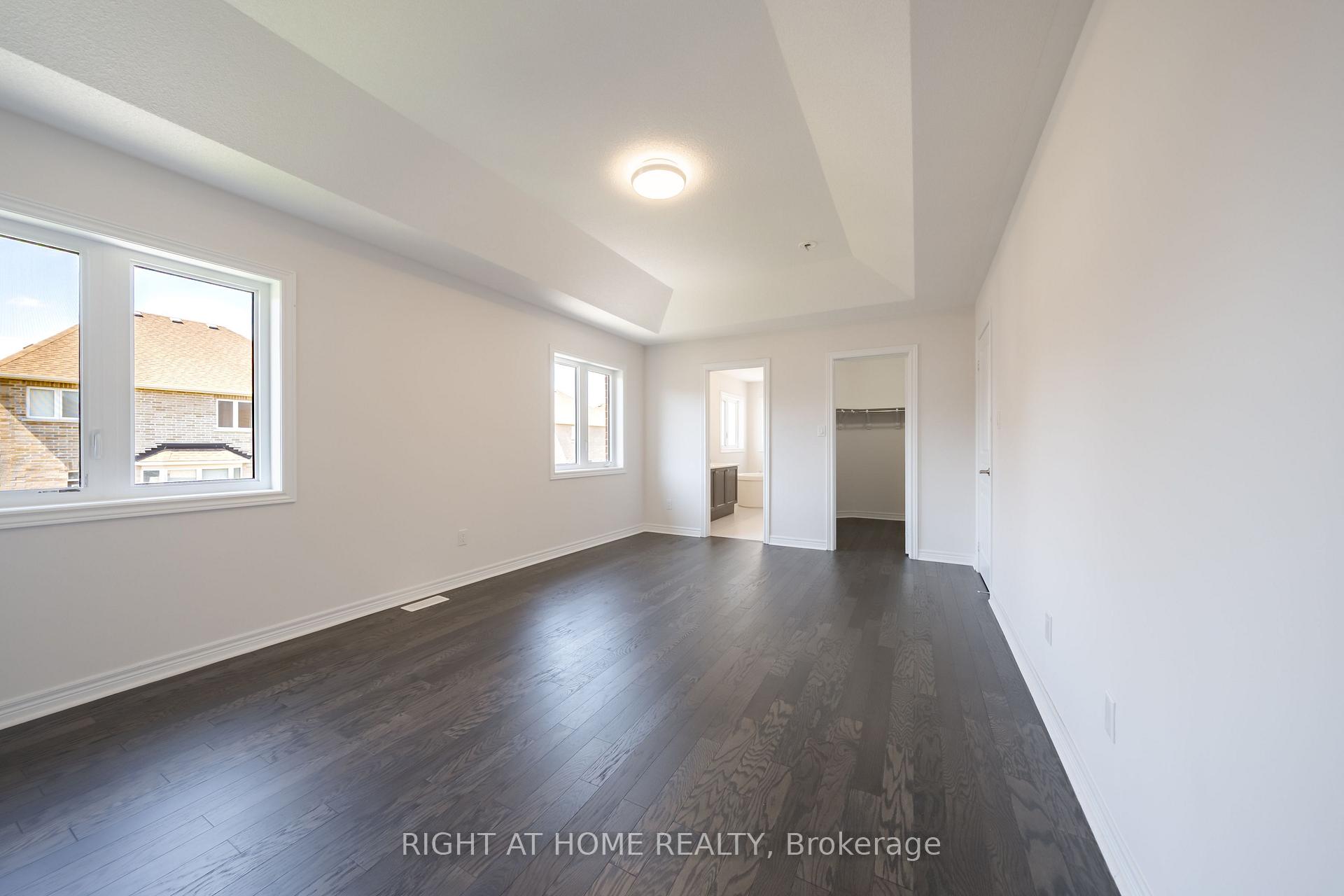 Photo 32 of 972 Green Street, Innisfil, Lefroy — HOMEH