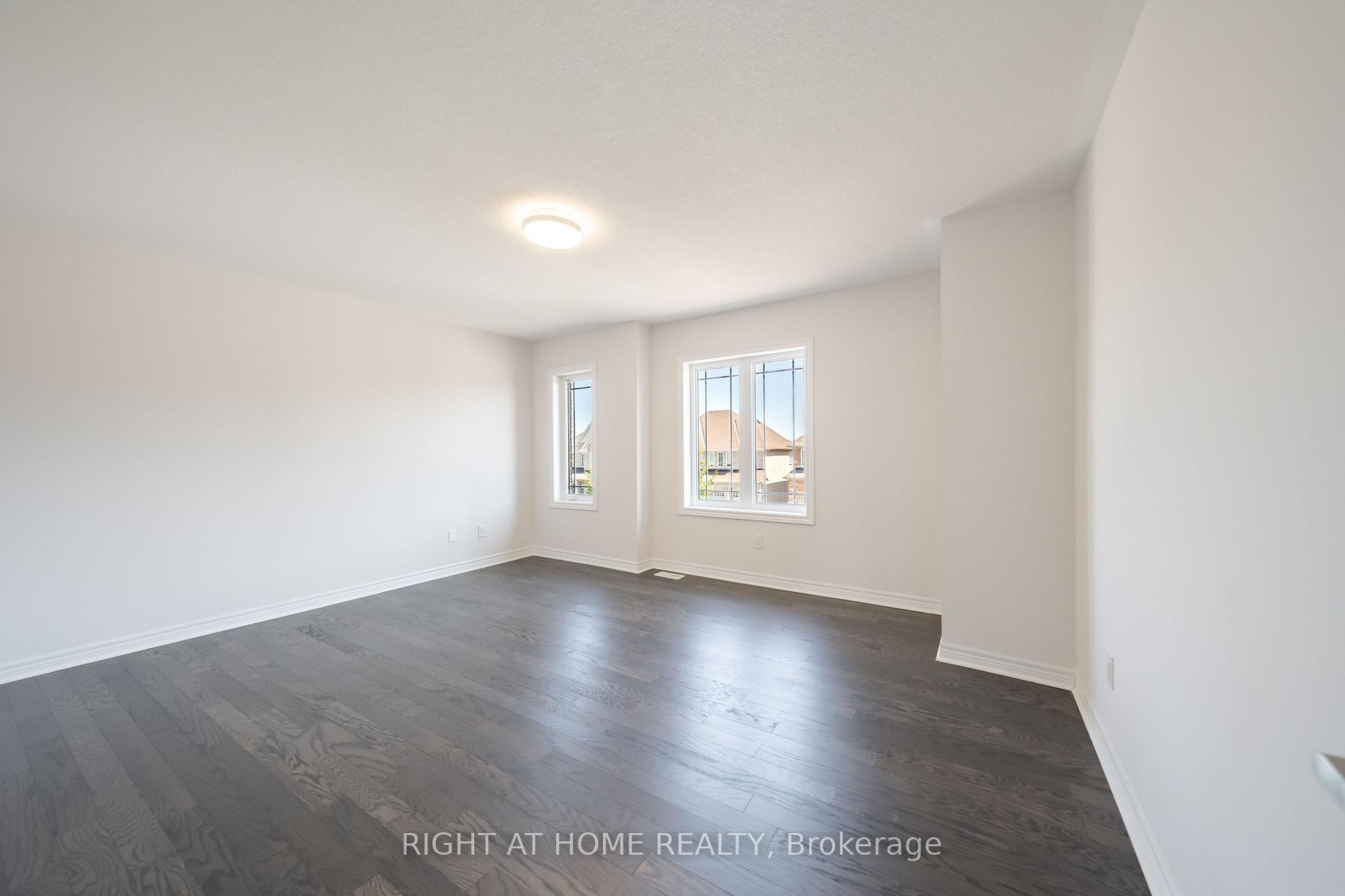 Photo 38 of 972 Green Street, Innisfil, Lefroy — HOMEH