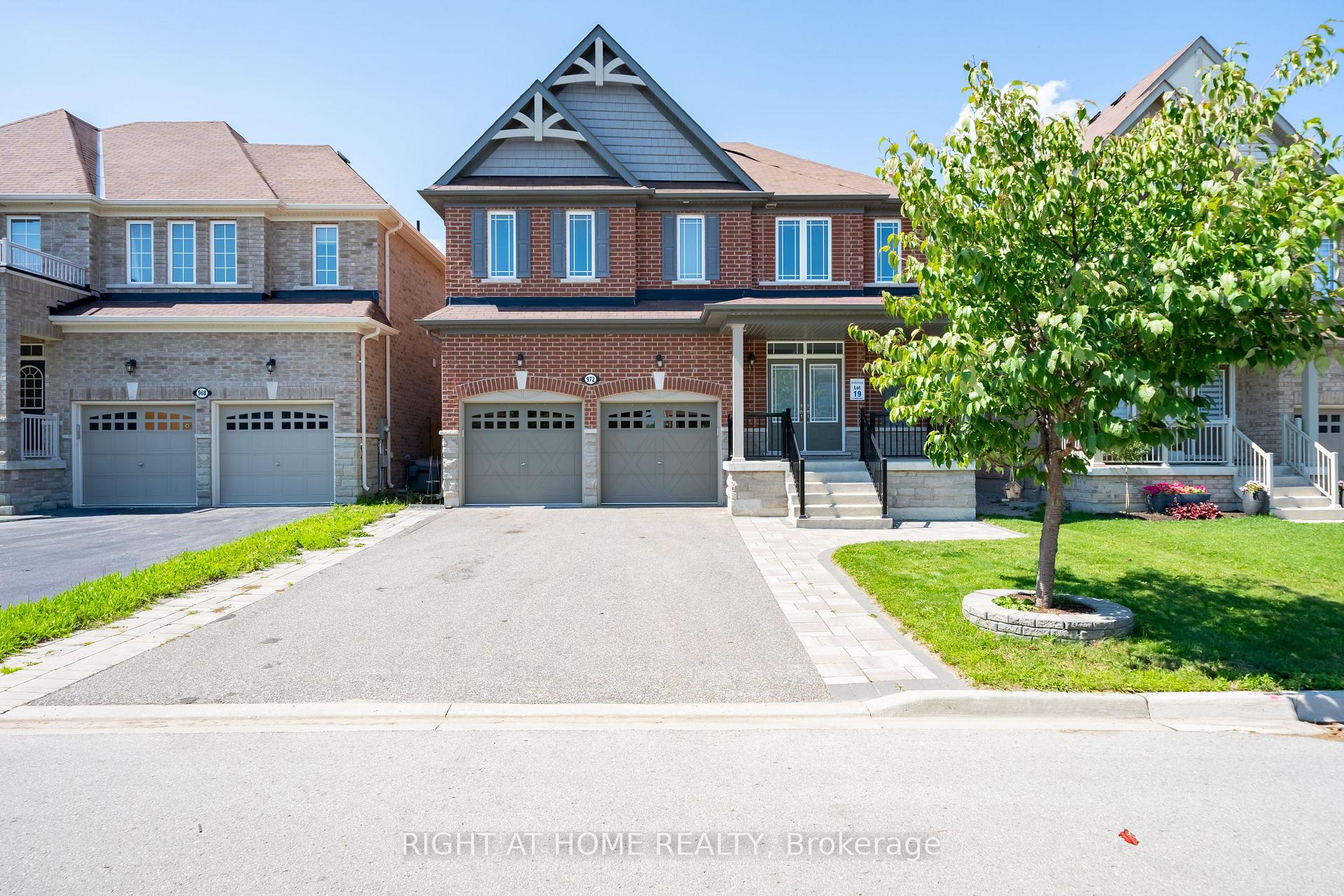 Photo 47 of 972 Green Street, Innisfil, Lefroy — HOMEH