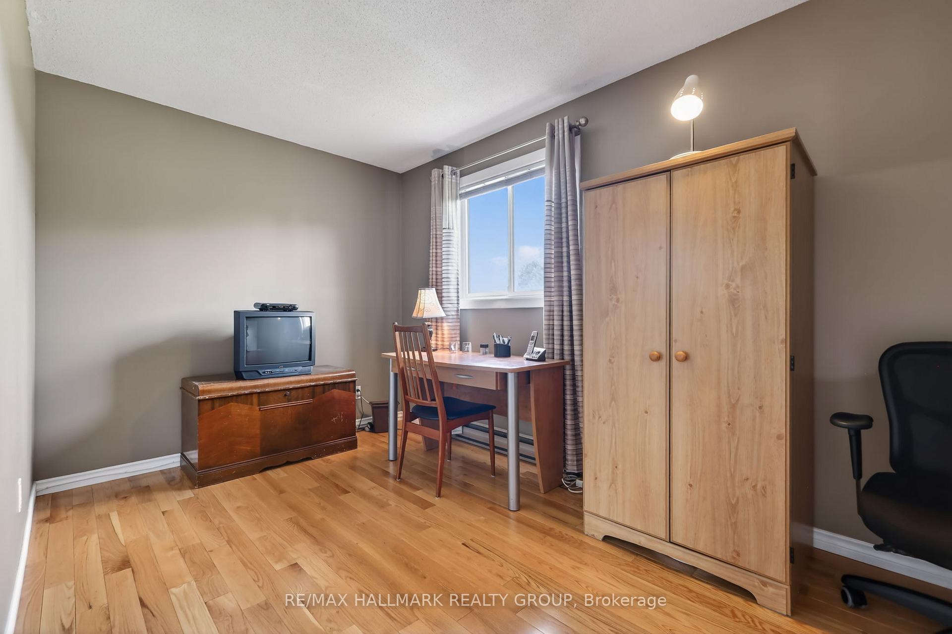 Photo 24 of 1463 Kamouraska Circle, Ottawa, Chateauneuf — HOMEH