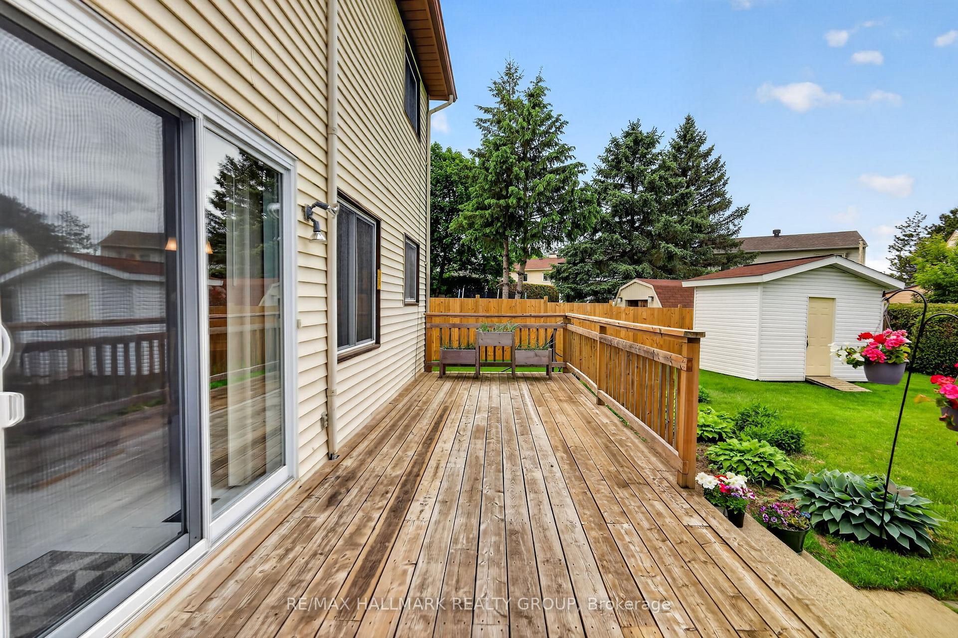 Photo 33 of 1463 Kamouraska Circle, Ottawa, Chateauneuf — HOMEH