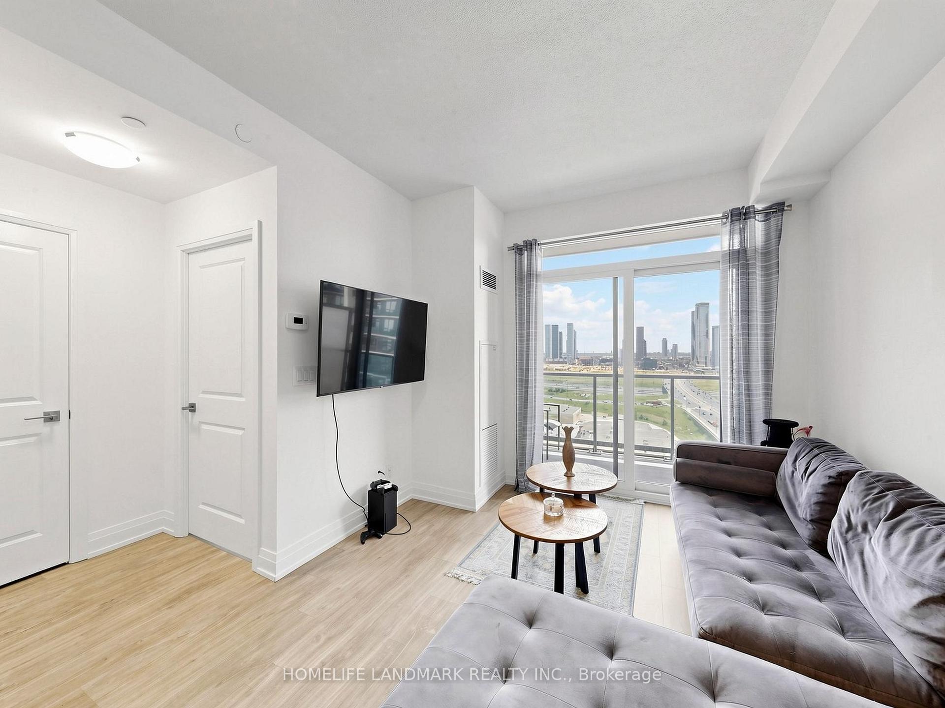Photo 2 of Unit 2212, 3700 Highway 7 Road, Vaughan, Vaughan Corporate Centre — HOMEH