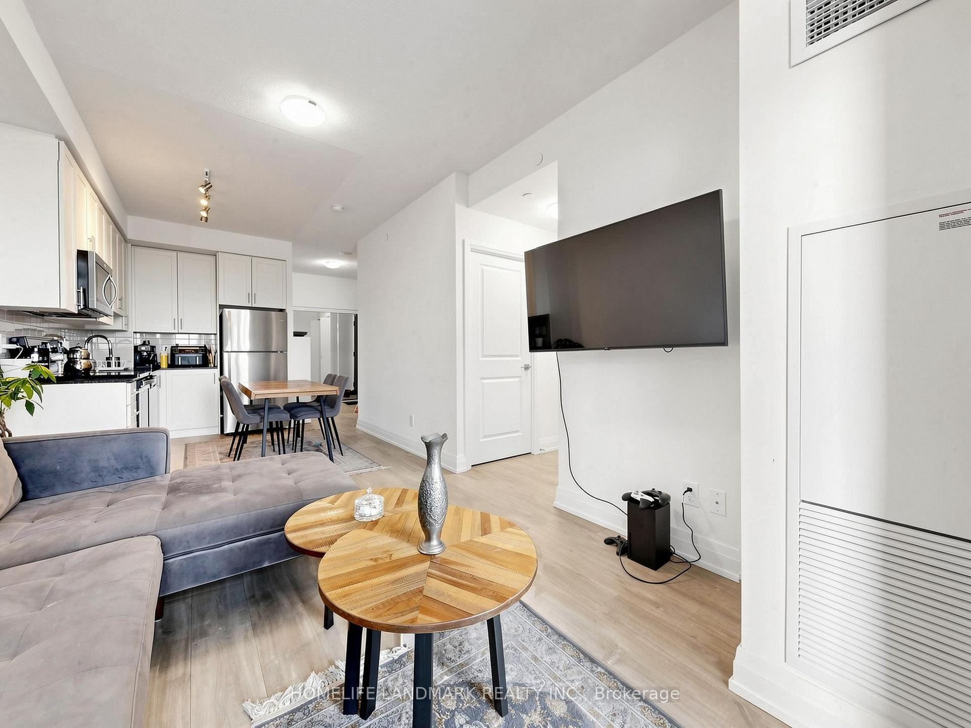 Photo 6 of Unit 2212, 3700 Highway 7 Road, Vaughan, Vaughan Corporate Centre — HOMEH