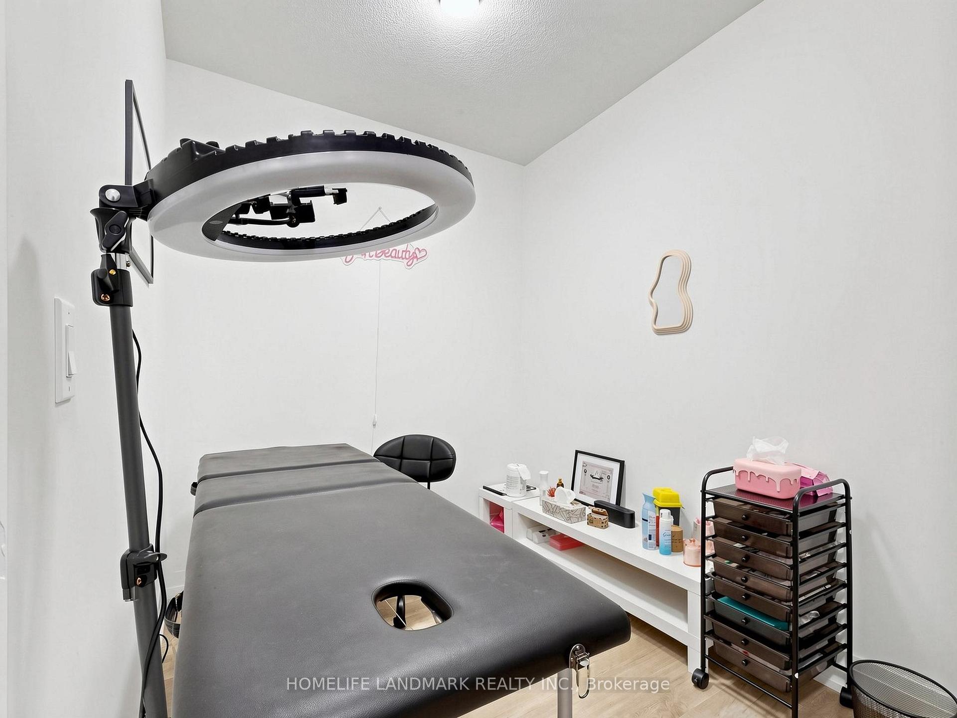Photo 15 of Unit 2212, 3700 Highway 7 Road, Vaughan, Vaughan Corporate Centre — HOMEH
