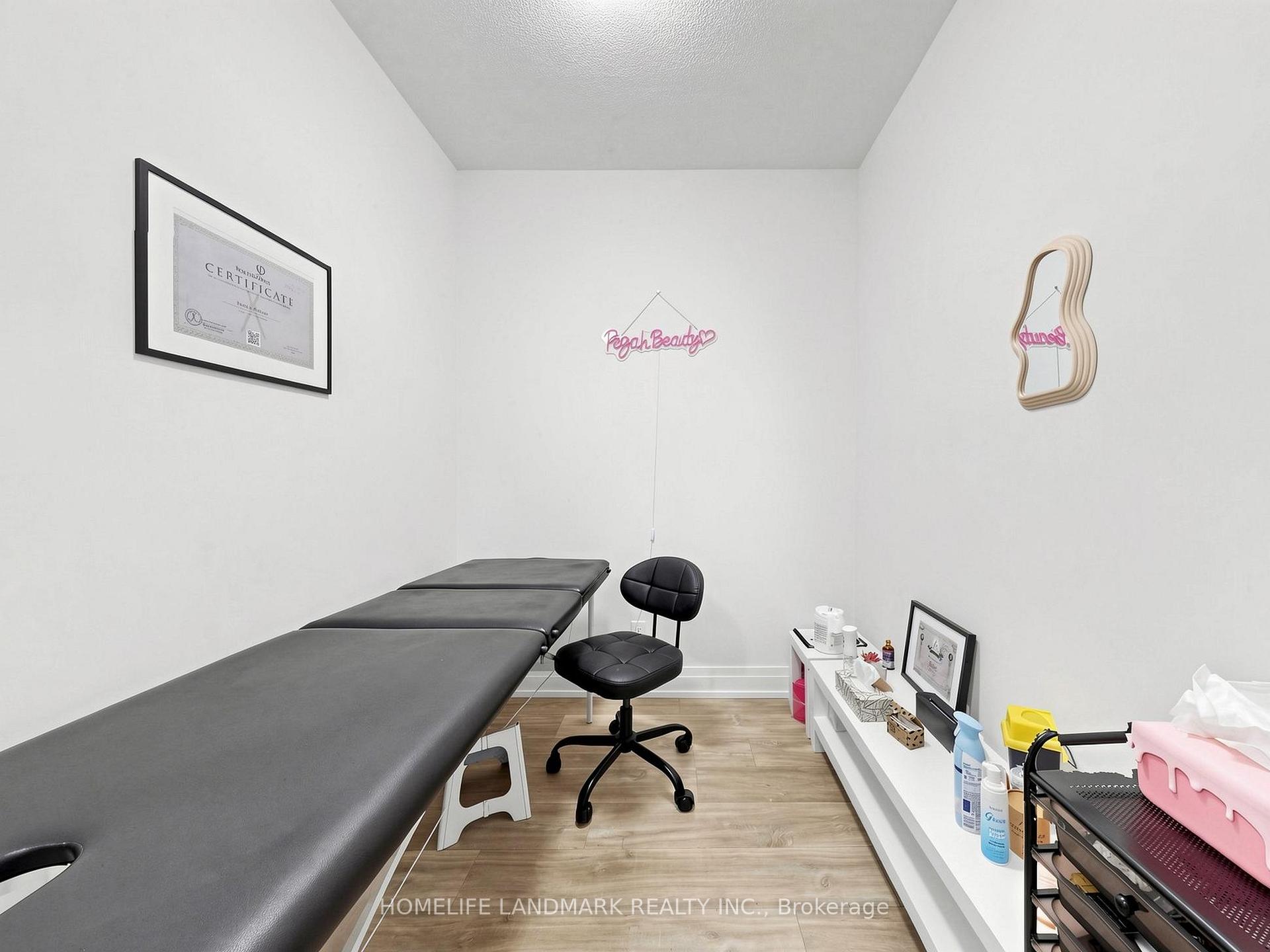 Photo 16 of Unit 2212, 3700 Highway 7 Road, Vaughan, Vaughan Corporate Centre — HOMEH