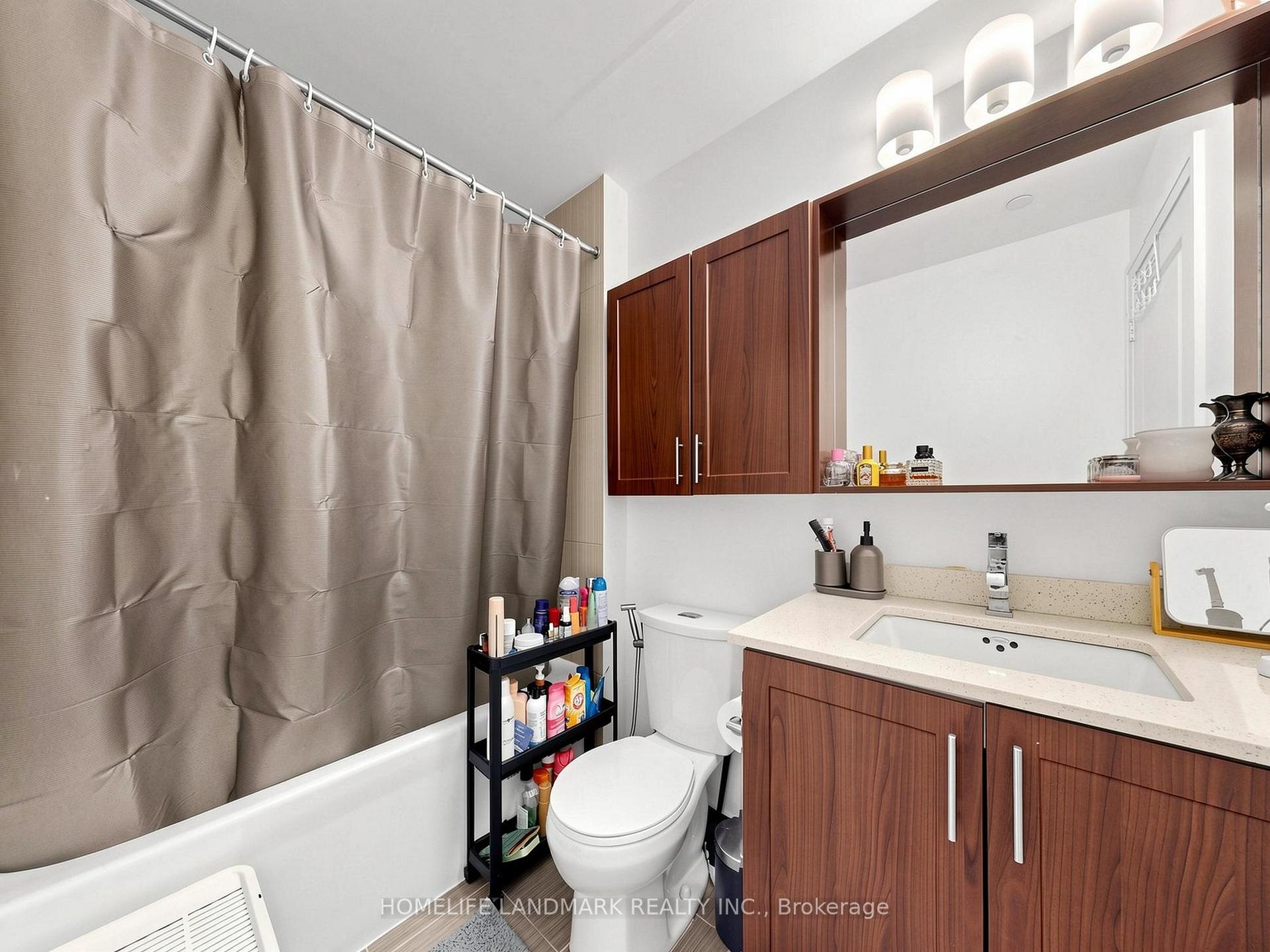 Photo 18 of Unit 2212, 3700 Highway 7 Road, Vaughan, Vaughan Corporate Centre — HOMEH
