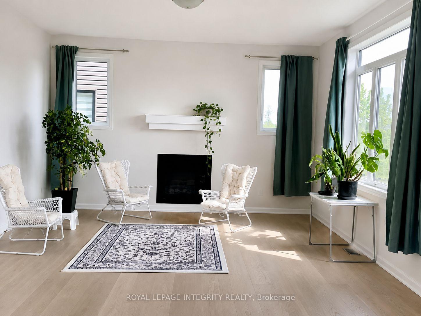 Photo 5 of 747 Coast Circle, Ottawa, Mahogany Community — HOMEH