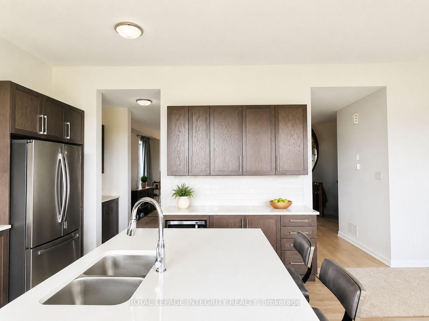 Photo 11 of 747 Coast Circle, Ottawa, Mahogany Community — HOMEH