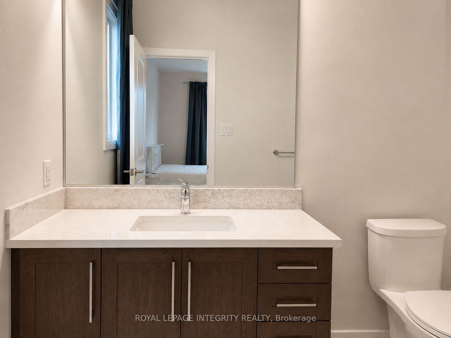 Photo 19 of 747 Coast Circle, Ottawa, Mahogany Community — HOMEH