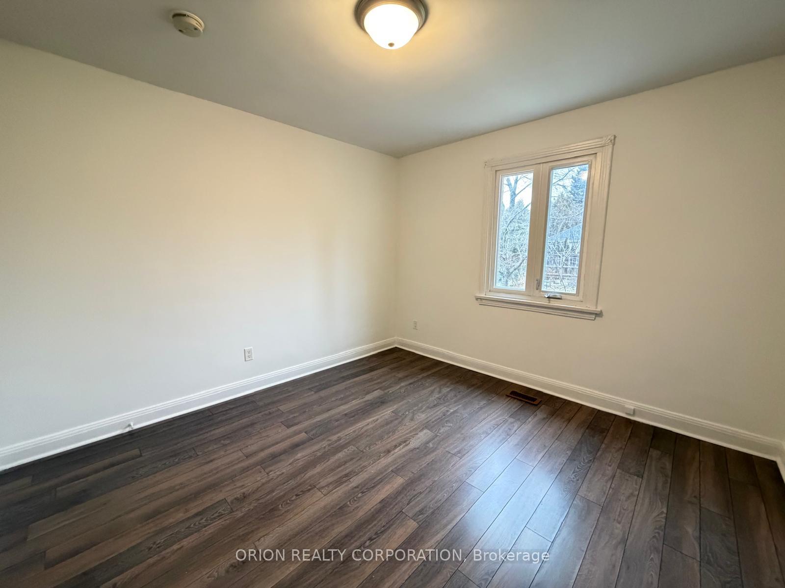 Photo 18 of 266 Viewmount Avenue, North York, Yorkdale-Glen Park — HOMEH