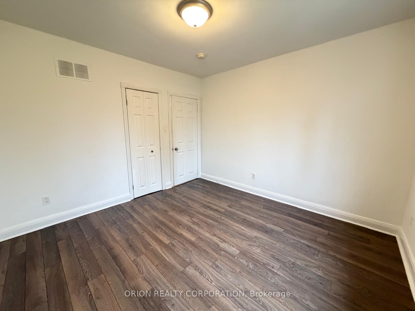 Photo 19 of 266 Viewmount Avenue, North York, Yorkdale-Glen Park — HOMEH