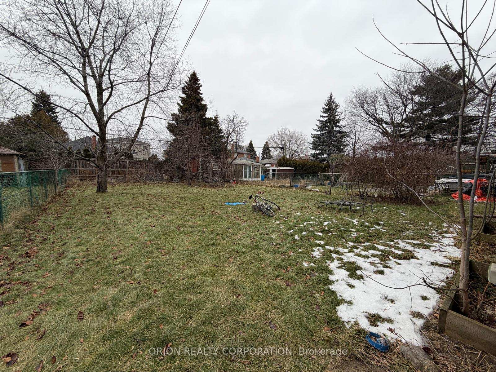 Photo 29 of 266 Viewmount Avenue, North York, Yorkdale-Glen Park — HOMEH