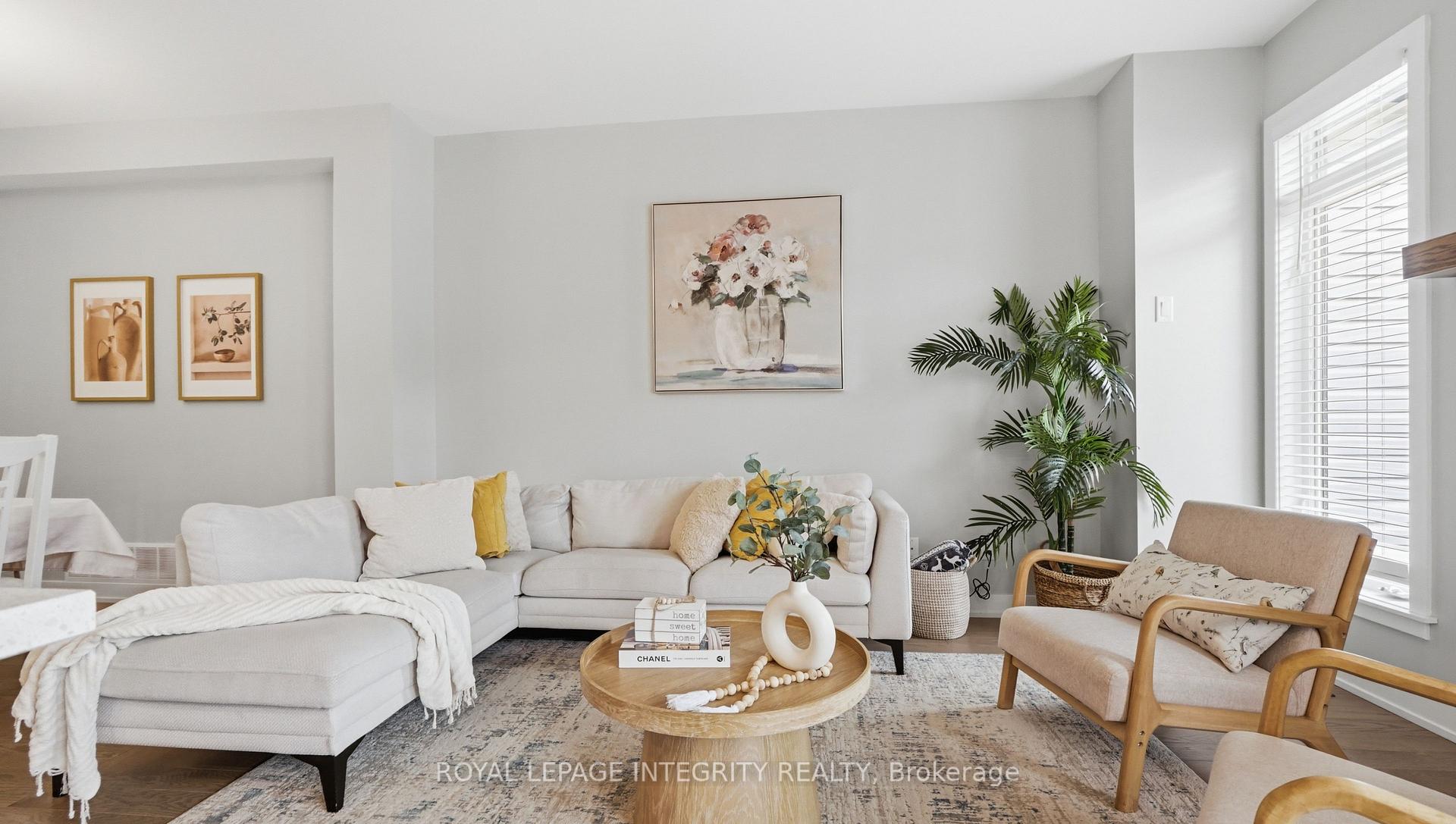 Photo 9 of 662 Putney Crescent, Ottawa, Stittsville (South) — HOMEH