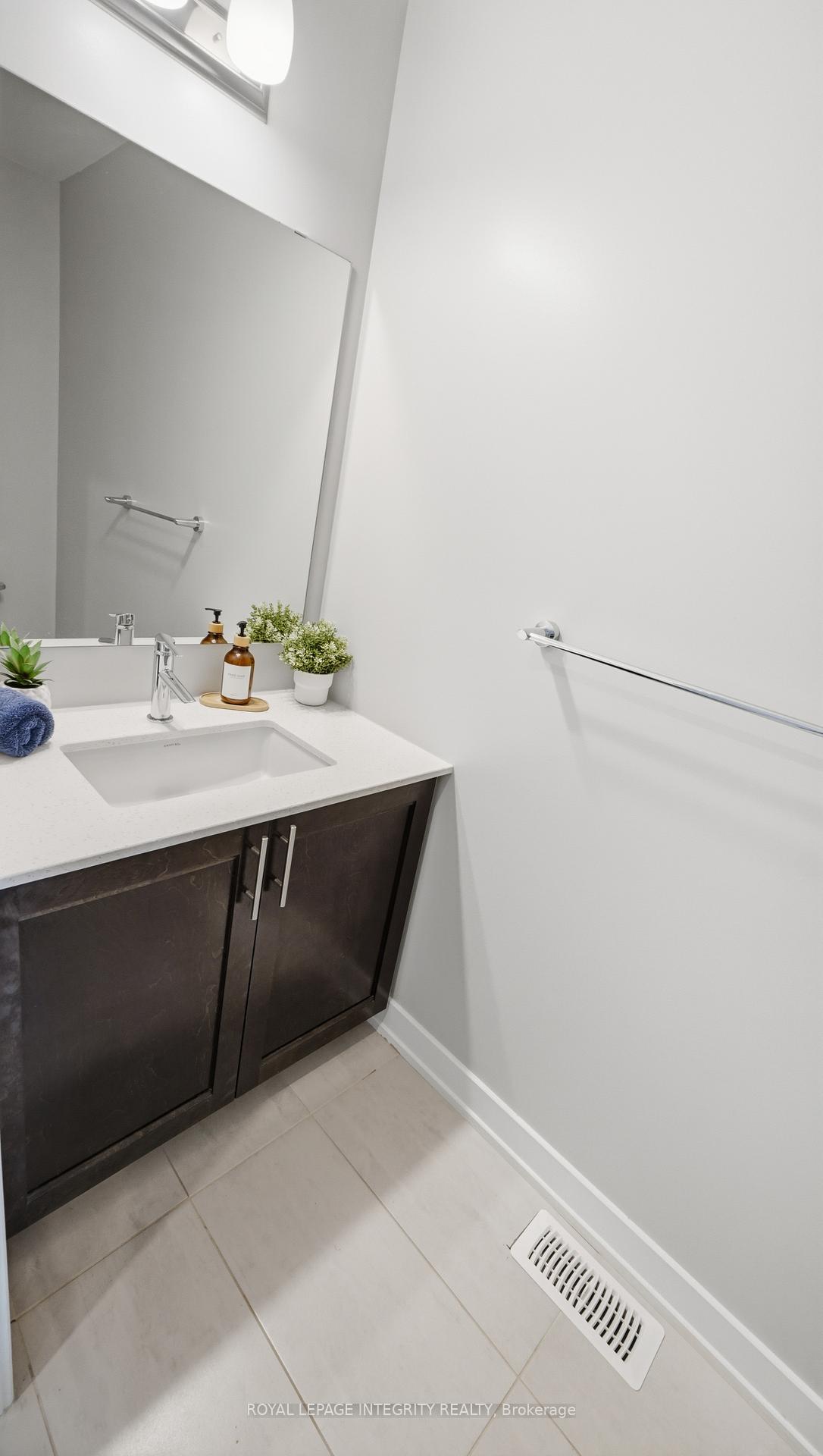 Photo 15 of 662 Putney Crescent, Ottawa, Stittsville (South) — HOMEH