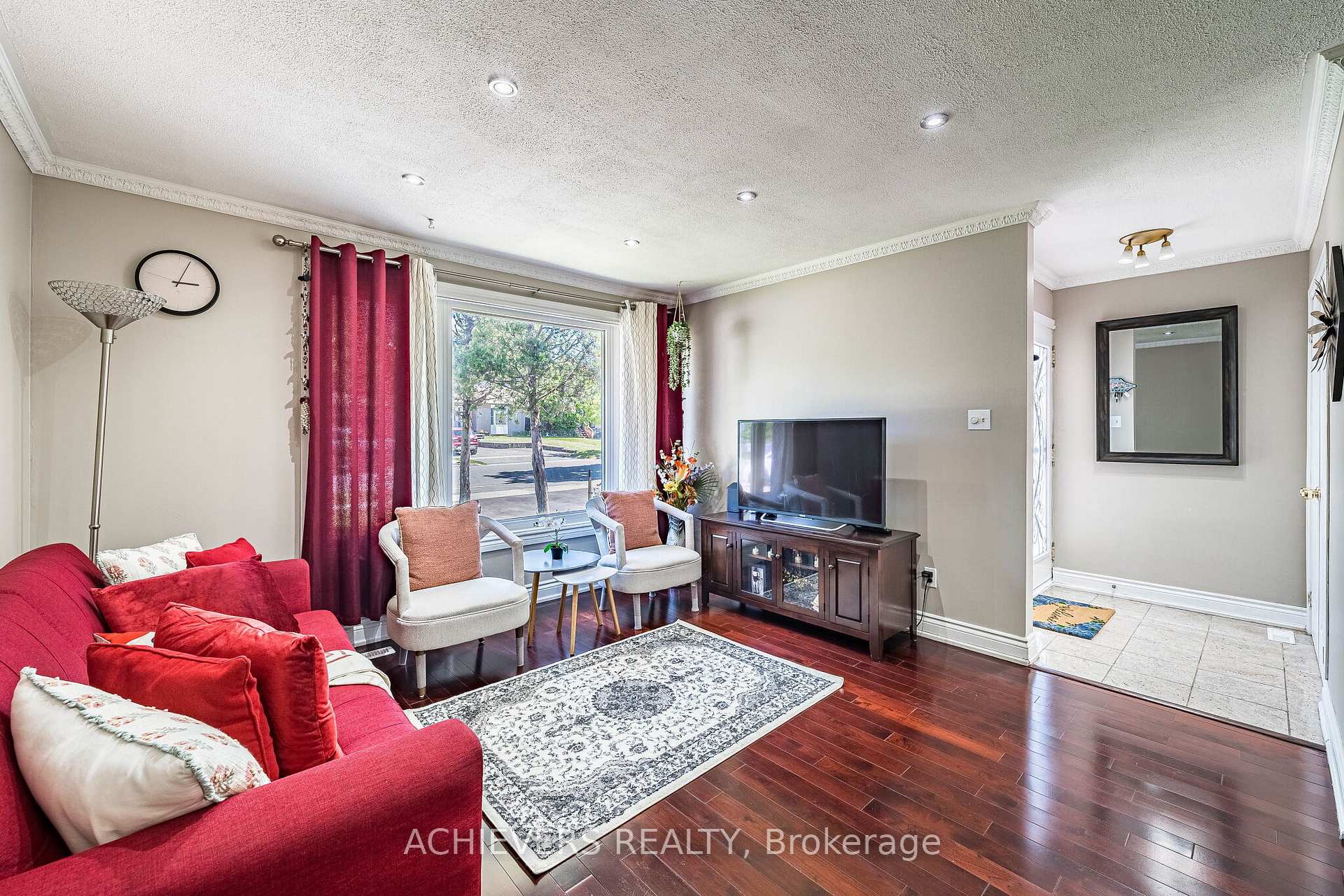 Photo 8 of 58 Archdekin Drive, Brampton, Madoc — HOMEH