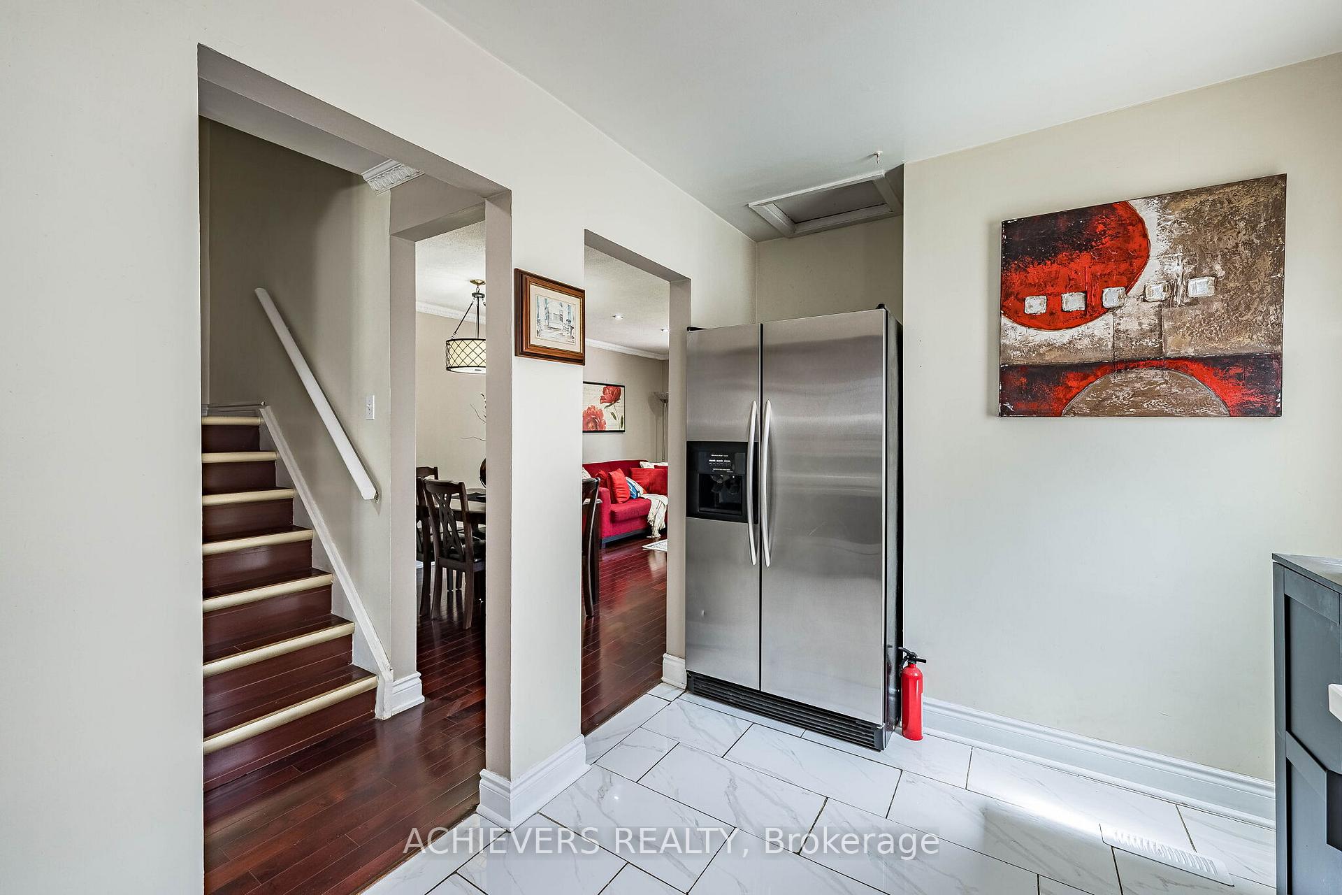 Photo 15 of 58 Archdekin Drive, Brampton, Madoc — HOMEH