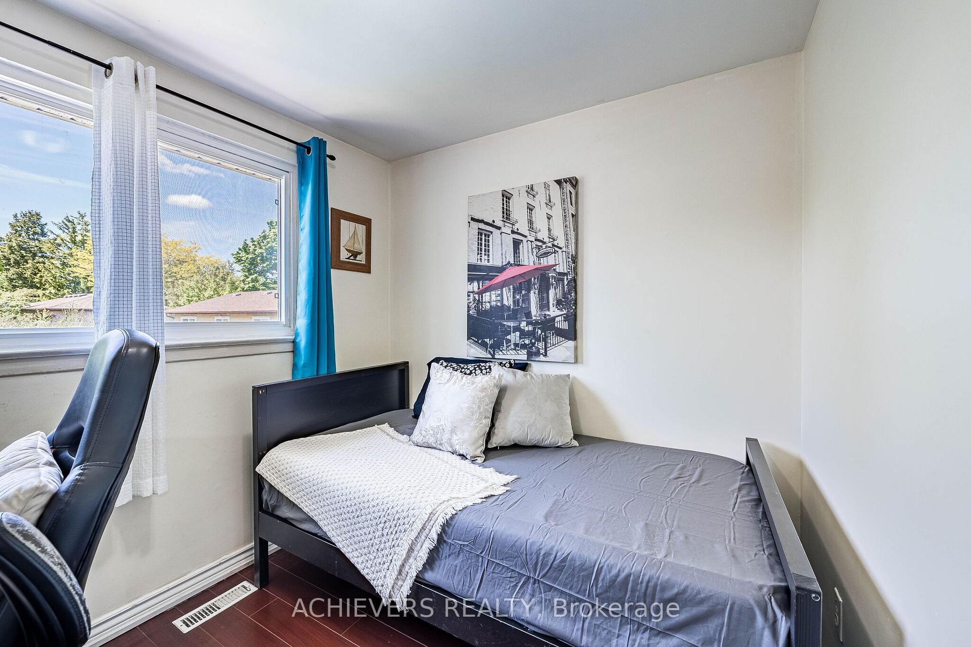 Photo 26 of 58 Archdekin Drive, Brampton, Madoc — HOMEH